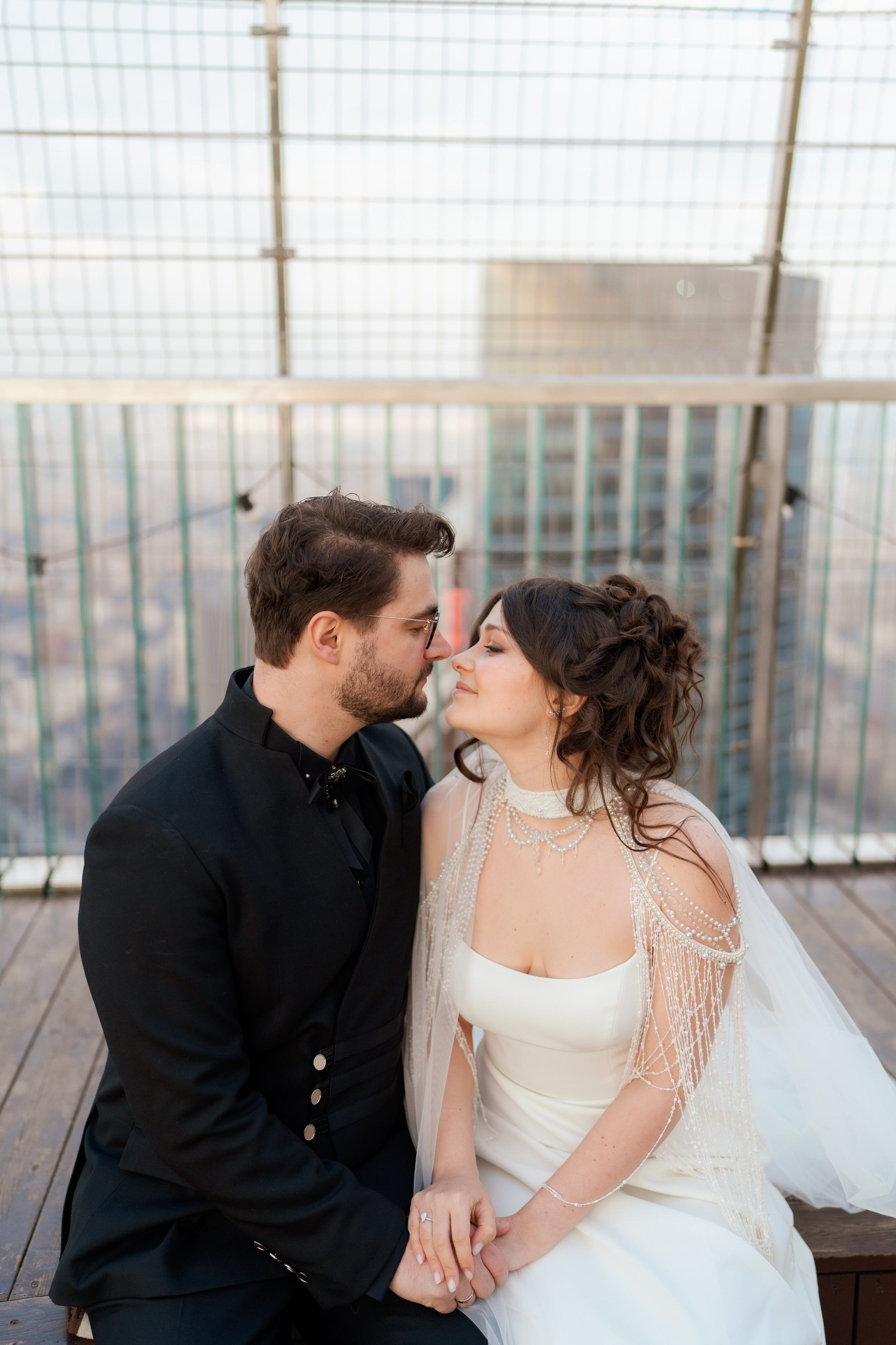 Иван и Виктория. Свадебная прогулка Москва сити. Свадебный фотограф Москва