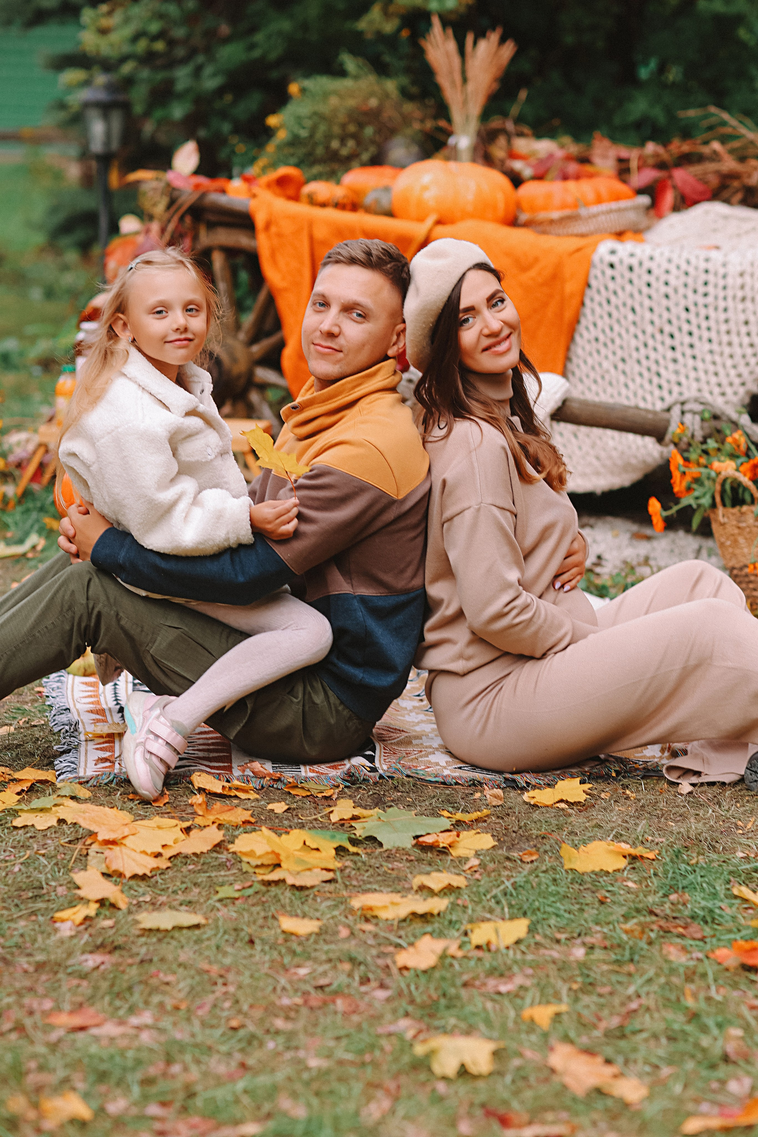 Тыквы. Семейный фотограф Тюмень, фотограф на роды Салмина Мария