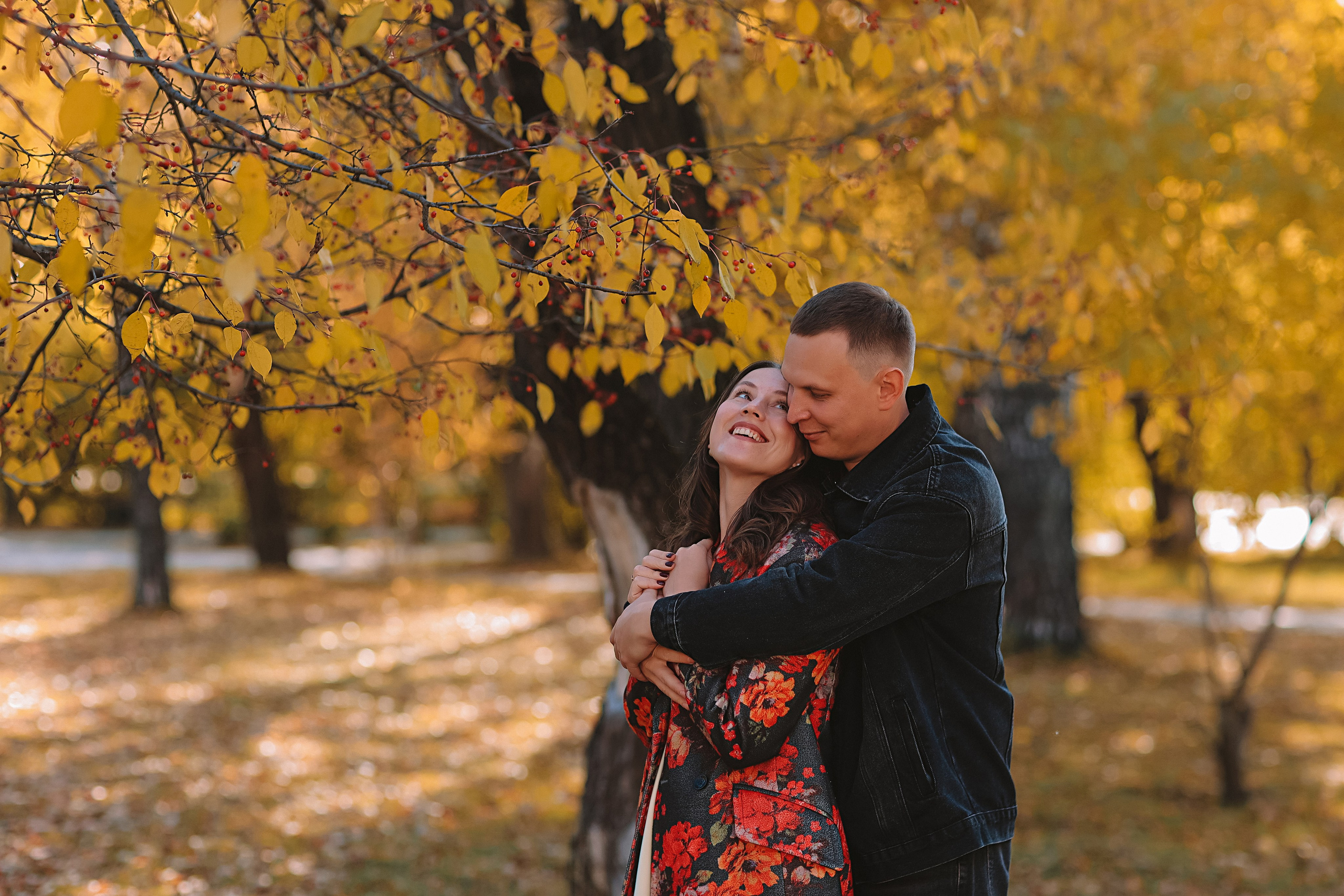 Осень. Семейный фотограф Тюмень, фотограф на роды Салмина Мария