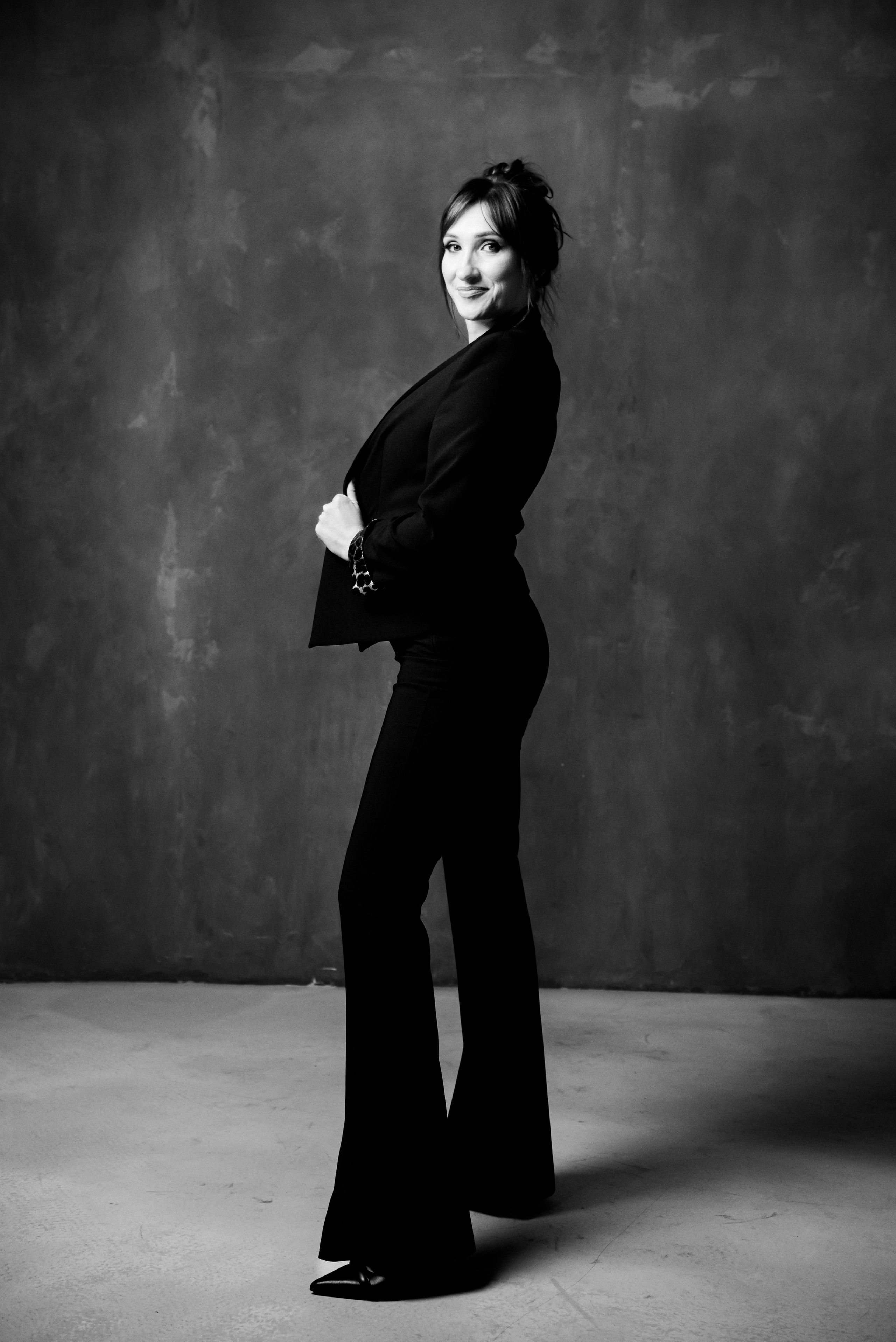 Индивидуальная фотосессия для девушки в студии Волгоград. Фотограф в Волгограде и Волжском Александр Горбань