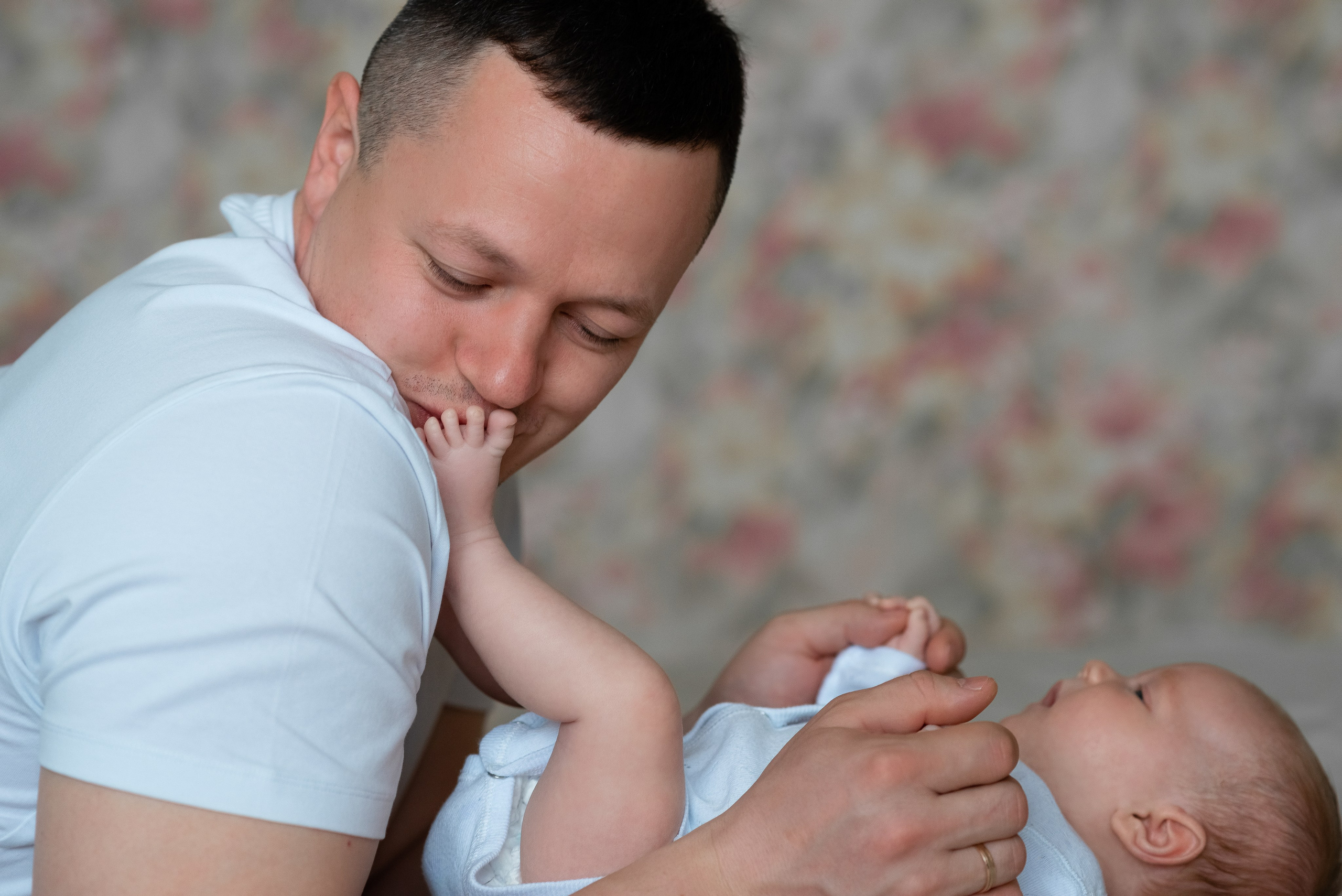 Маленькая Машенька. Семейный фотограф на выписку из роддома и крещение Минск Настя Гришук