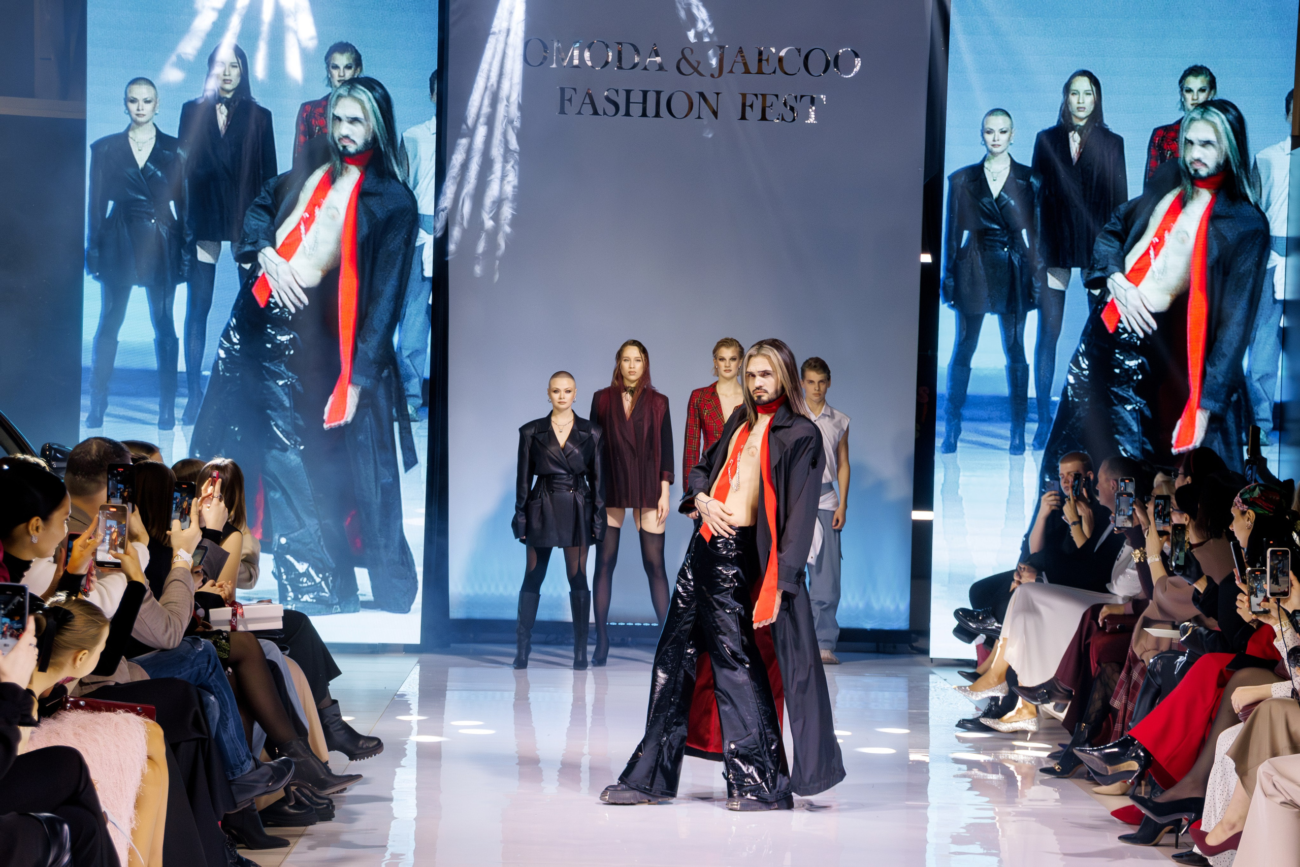 OMODA JAECOO FASHION FEST 2025. Свадебный фотограф в Иркутске Бобылев Никита