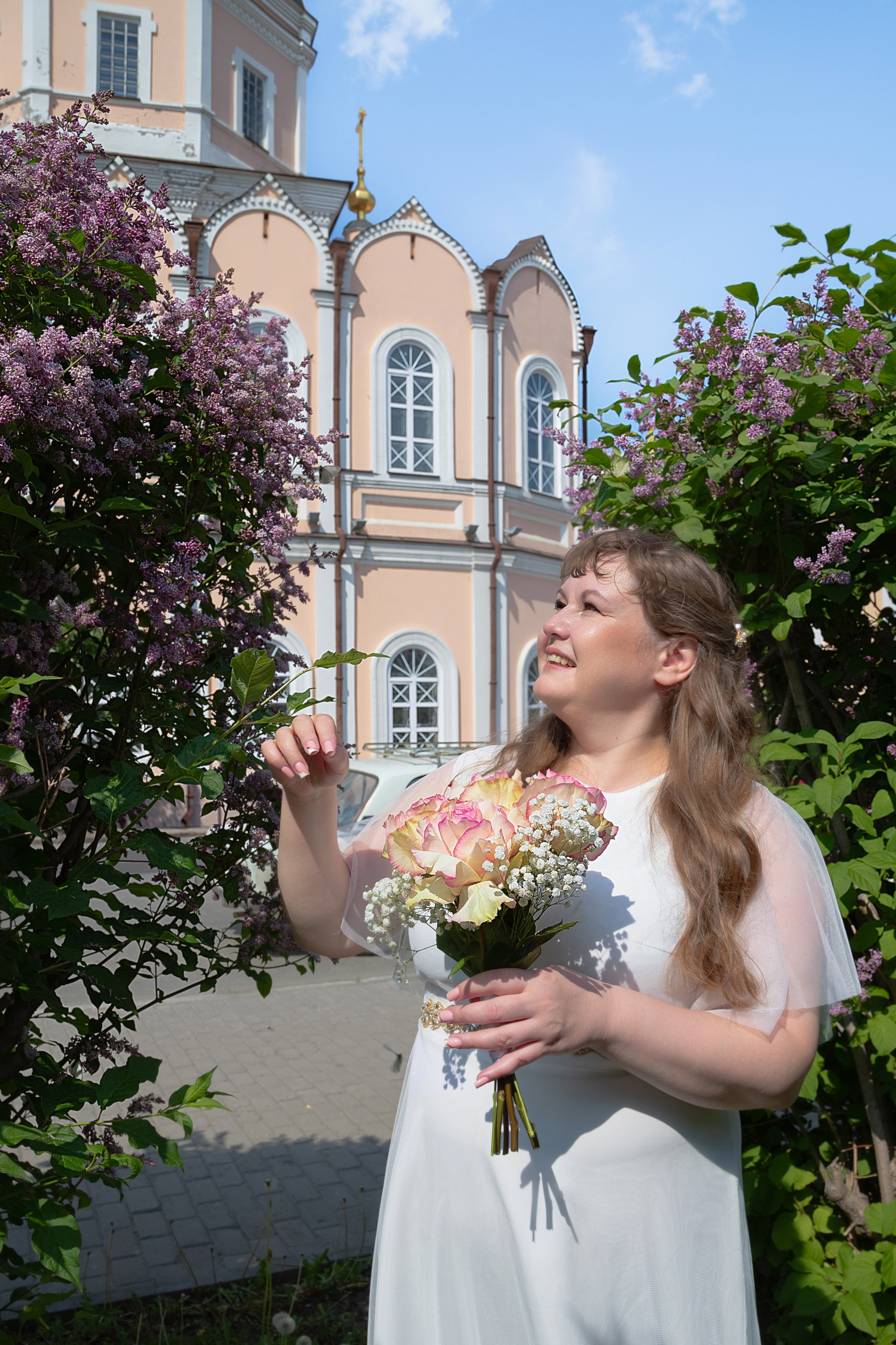 Прогулка в сирени после ЗАГСа Томск (Р. Люксембург). Фотограф в Томске Евгения Гуляева