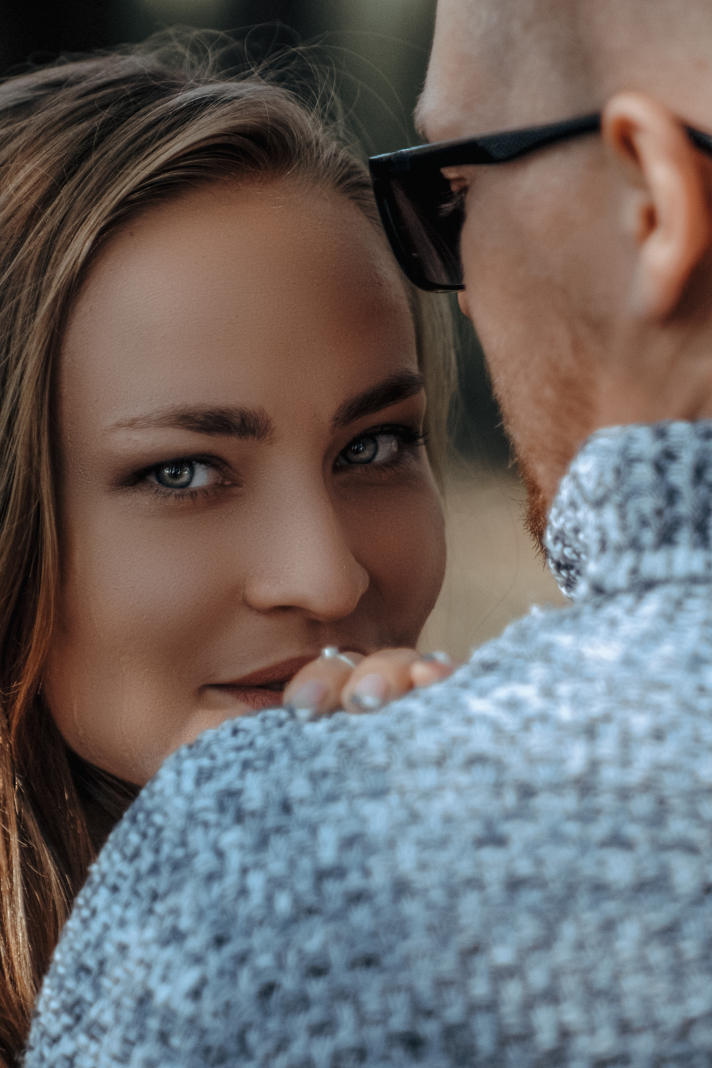 Фотосессия love story в лесу Новосибирска. Семейный фотодуэт Ирина и Николай Власьевы. Фотосессии в Новосибирске