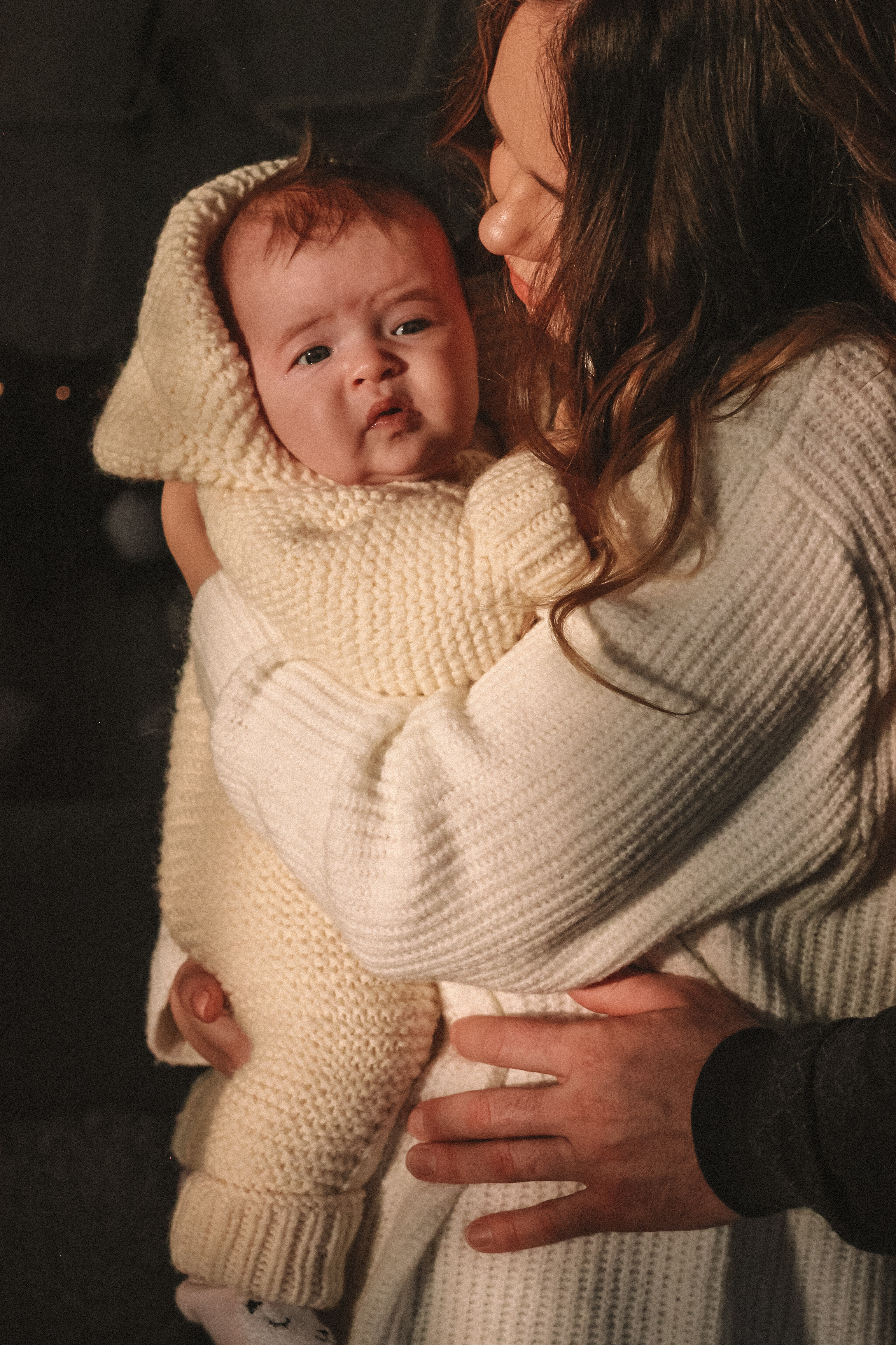 Семейная фотосессия с ребенком в поле Новосибирской области. Семейный фотодуэт Ирина и Николай Власьевы. Фотосессии в Новосибирске