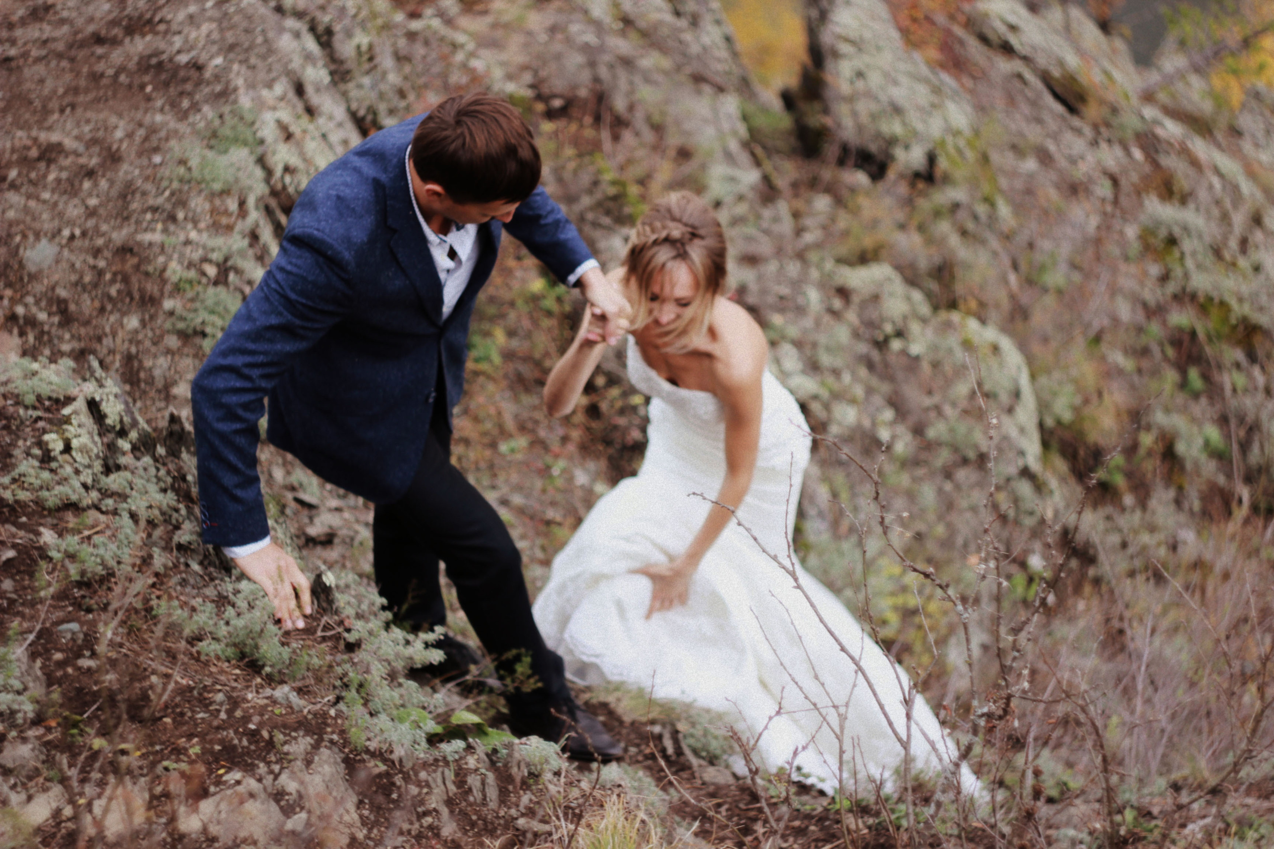 Свадебная фотосессия на Бердских скалах. Семейный фотодуэт Ирина и Николай Власьевы. Фотосессии в Новосибирске