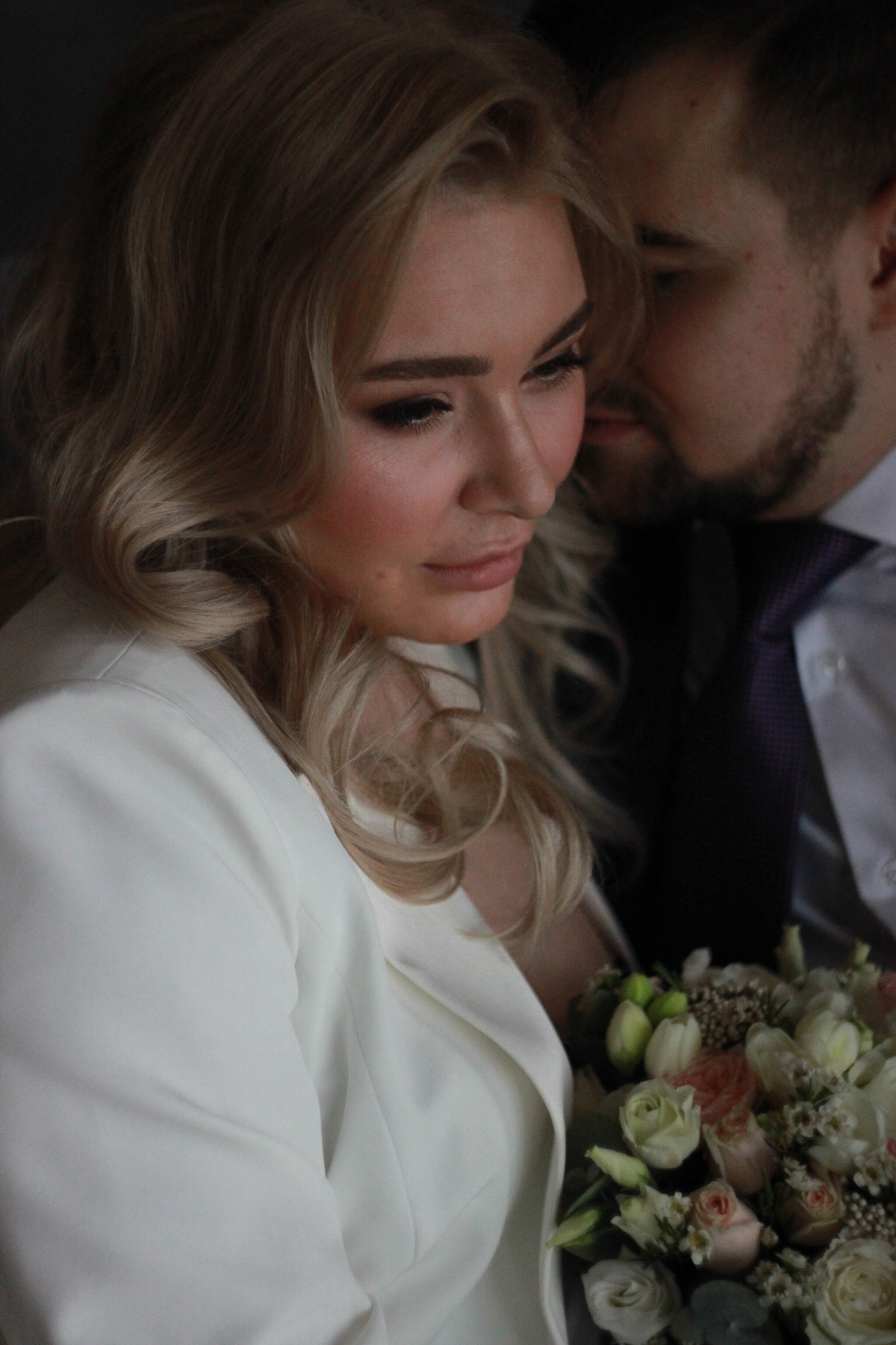 Свадебная фотосессия в студии недорого. Семейный фотодуэт Ирина и Николай Власьевы. Фотосессии в Новосибирске