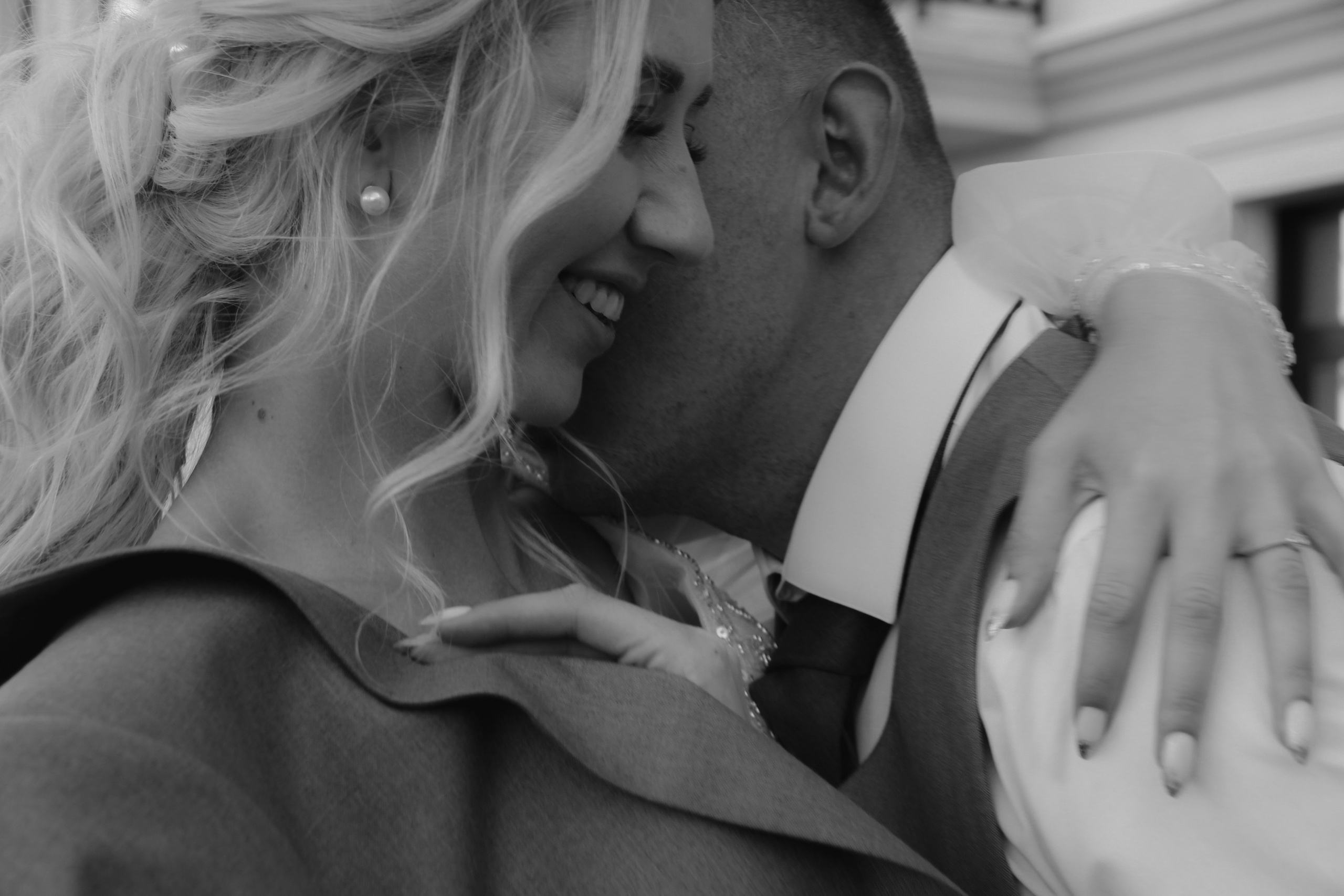 Свадебная фотосессия в гостинице Новосибирска. Семейный фотодуэт Ирина и Николай Власьевы. Фотосессии в Новосибирске