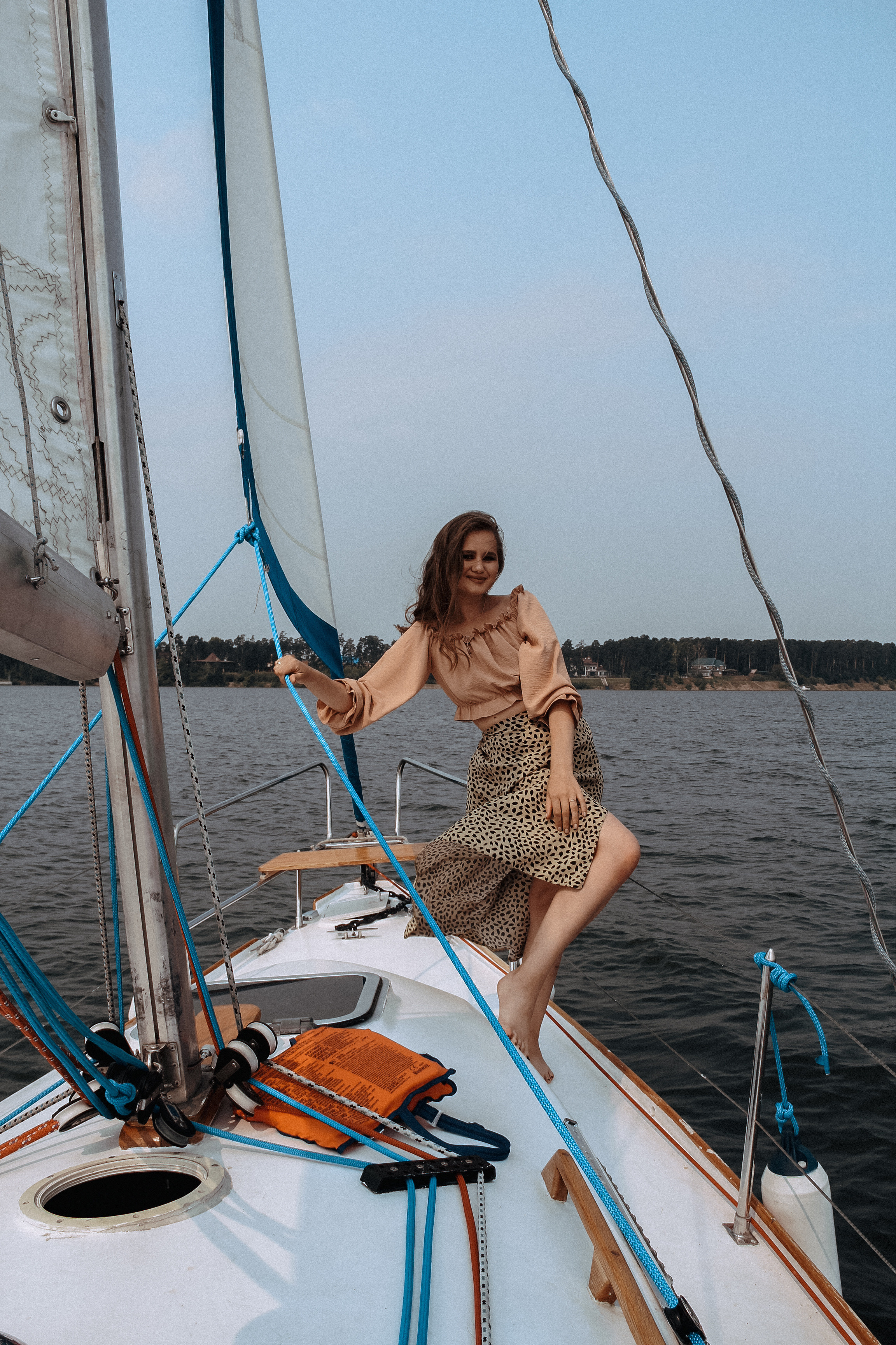 Семейная фотосессия на паруснике в Новосибирске. Семейный фотодуэт Ирина и Николай Власьевы. Фотосессии в Новосибирске