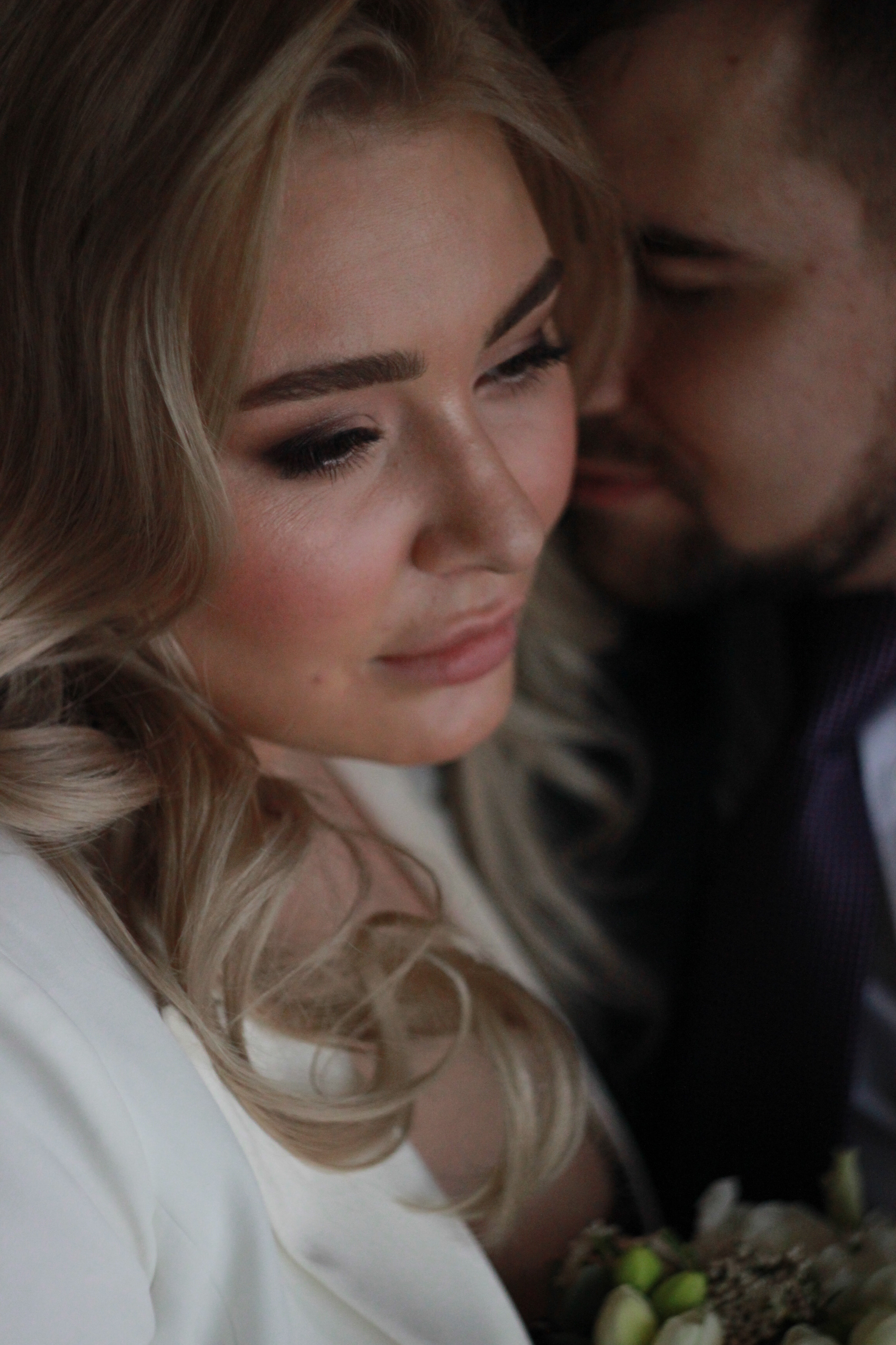 Свадебная фотосессия в студии недорого. Семейный фотодуэт Ирина и Николай Власьевы. Фотосессии в Новосибирске