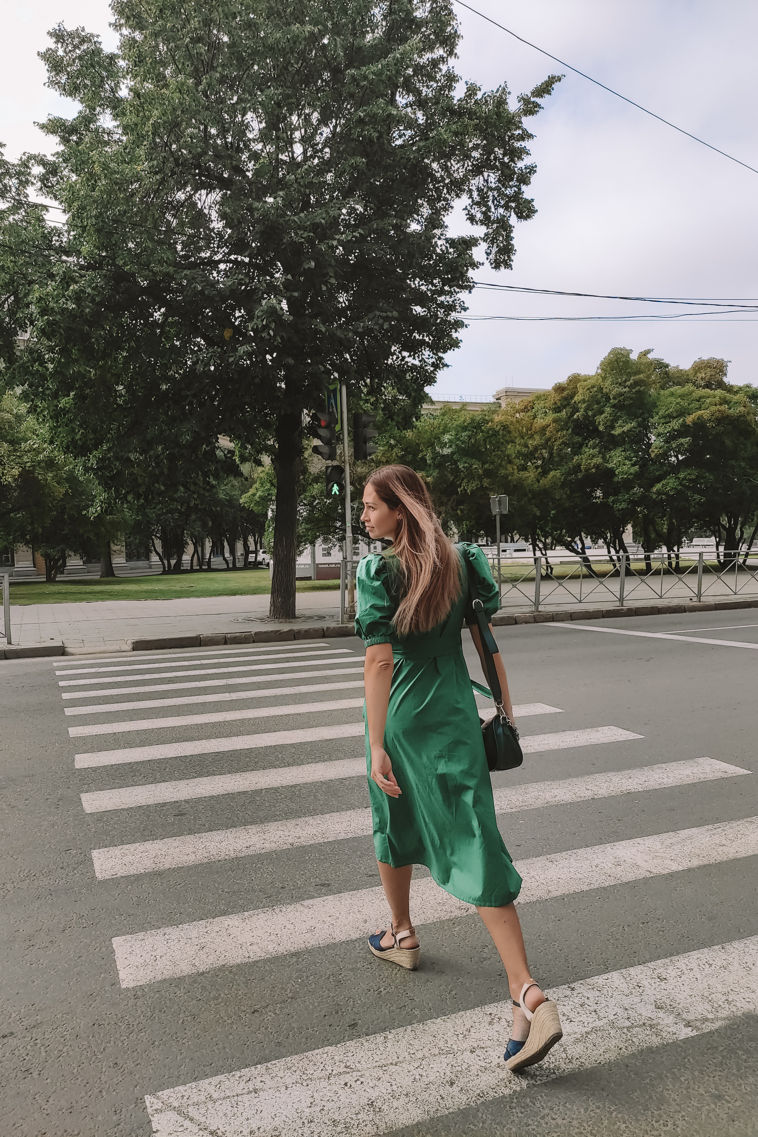 Портретная фотосессия девушки в костюме. Семейный фотодуэт Ирина и Николай Власьевы. Фотосессии в Новосибирске