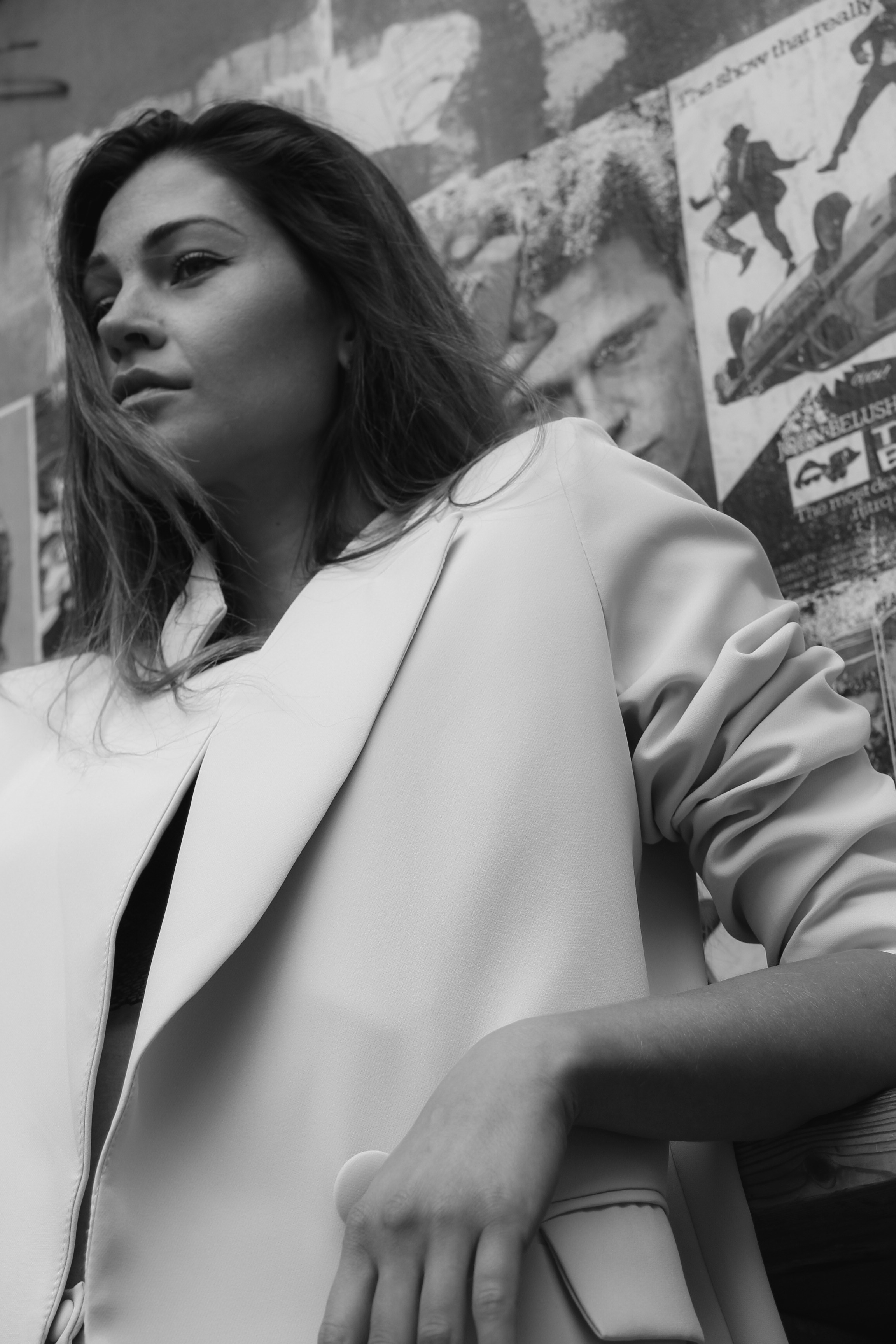 Портретная фотосессия девушки в костюме. Семейный фотодуэт Ирина и Николай Власьевы. Фотосессии в Новосибирске