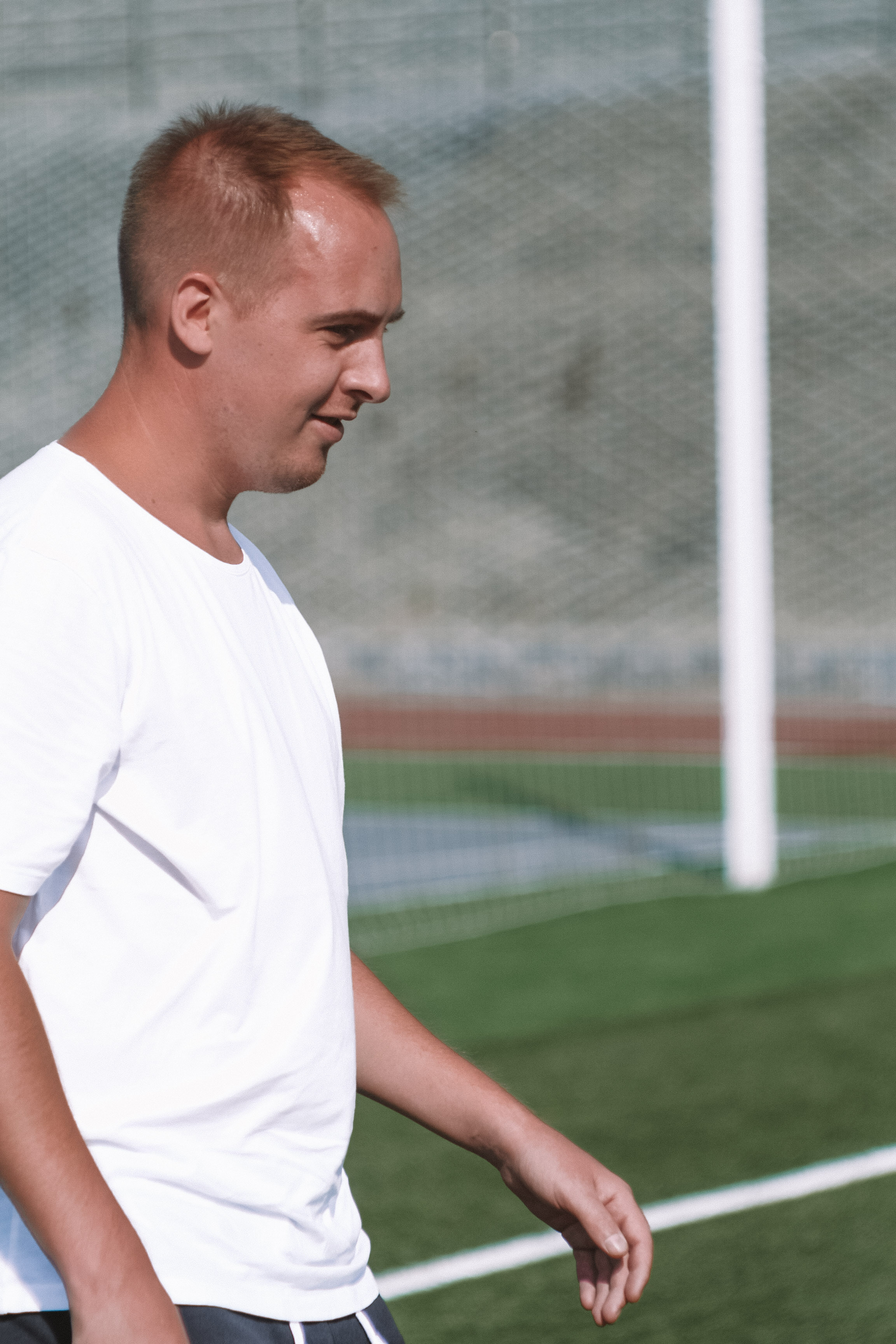 Семейная фотосессия с ребенком на спортивной площадке. Семейный фотодуэт Ирина и Николай Власьевы. Фотосессии в Новосибирске