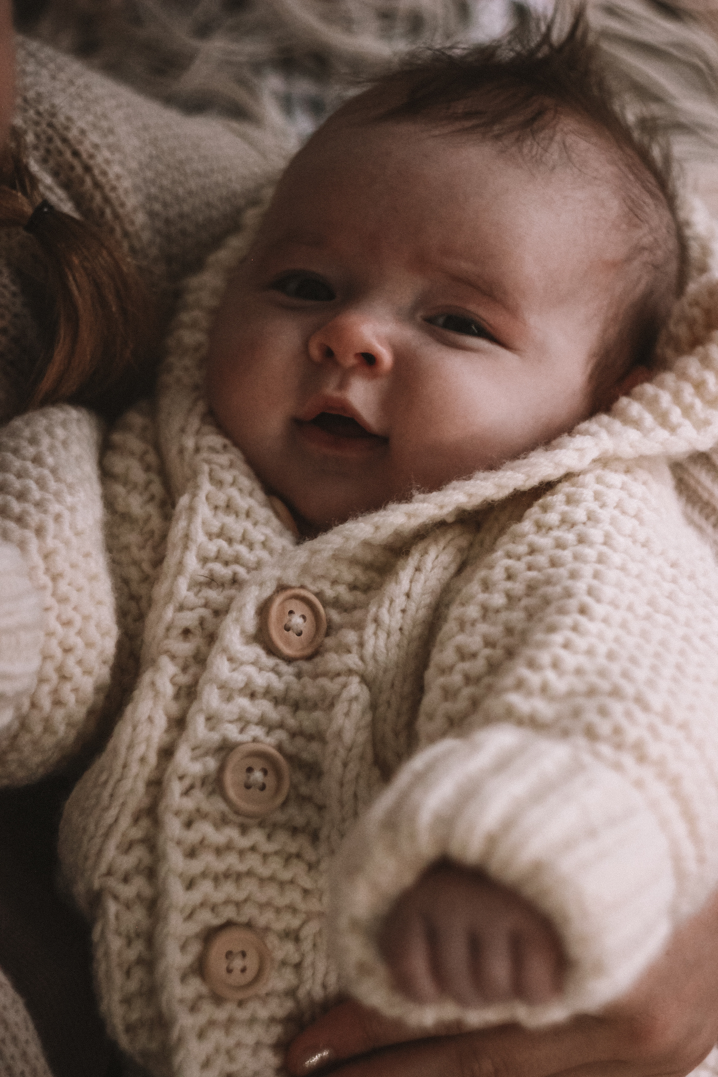 Семейная фотосессия с ребенком в поле Новосибирской области. Семейный фотодуэт Ирина и Николай Власьевы. Фотосессии в Новосибирске