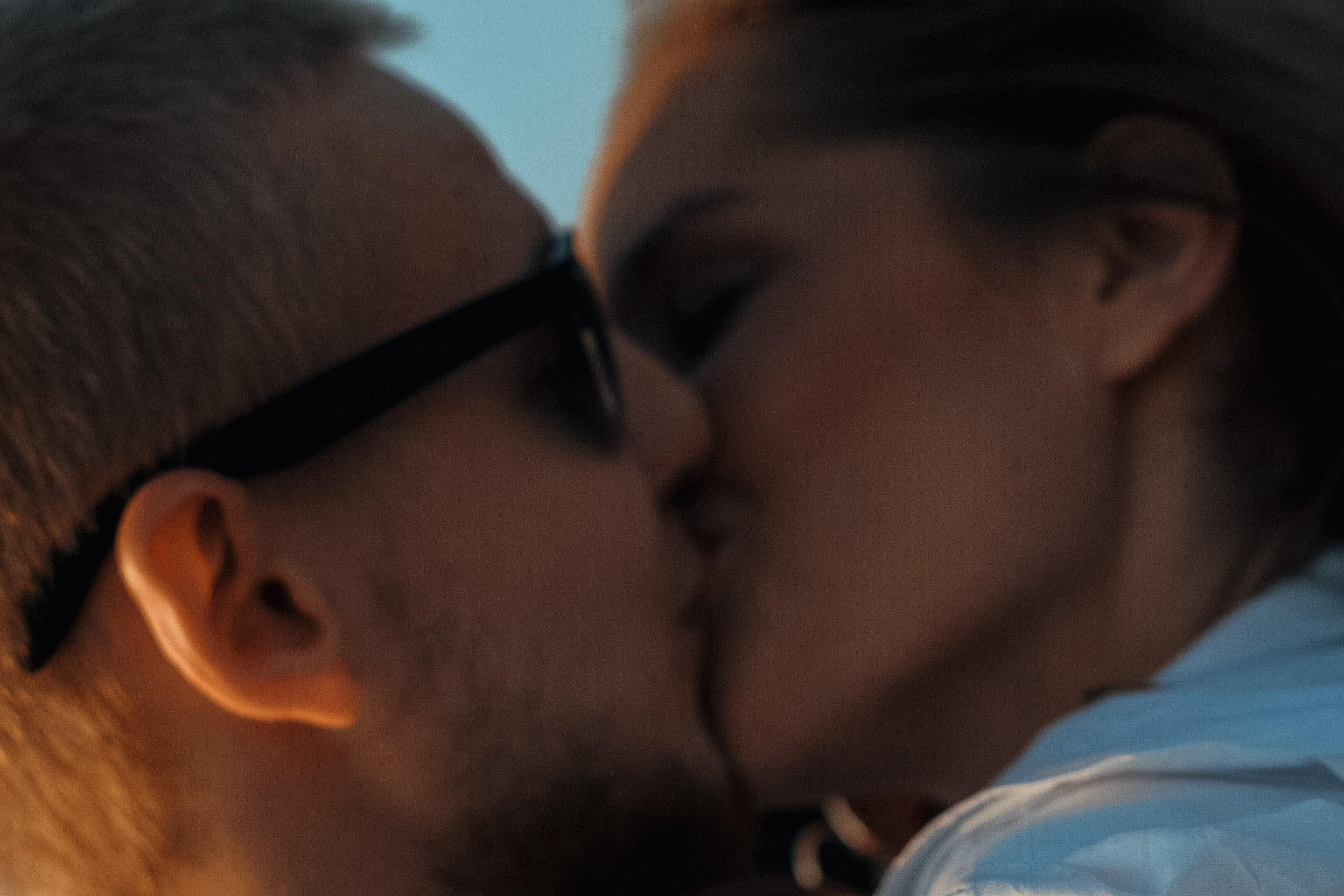 Фотосессия пары на пляже недорого. Семейный фотодуэт Ирина и Николай Власьевы. Фотосессии в Новосибирске