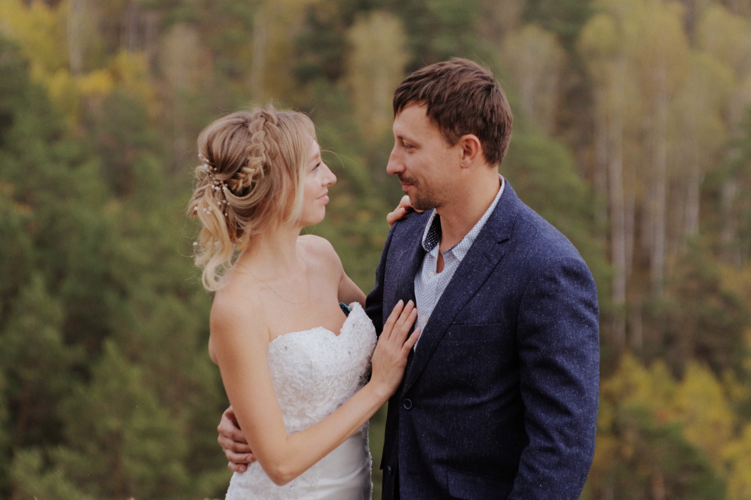 Свадебная фотосессия на Бердских скалах. Семейный фотодуэт Ирина и Николай Власьевы. Фотосессии в Новосибирске