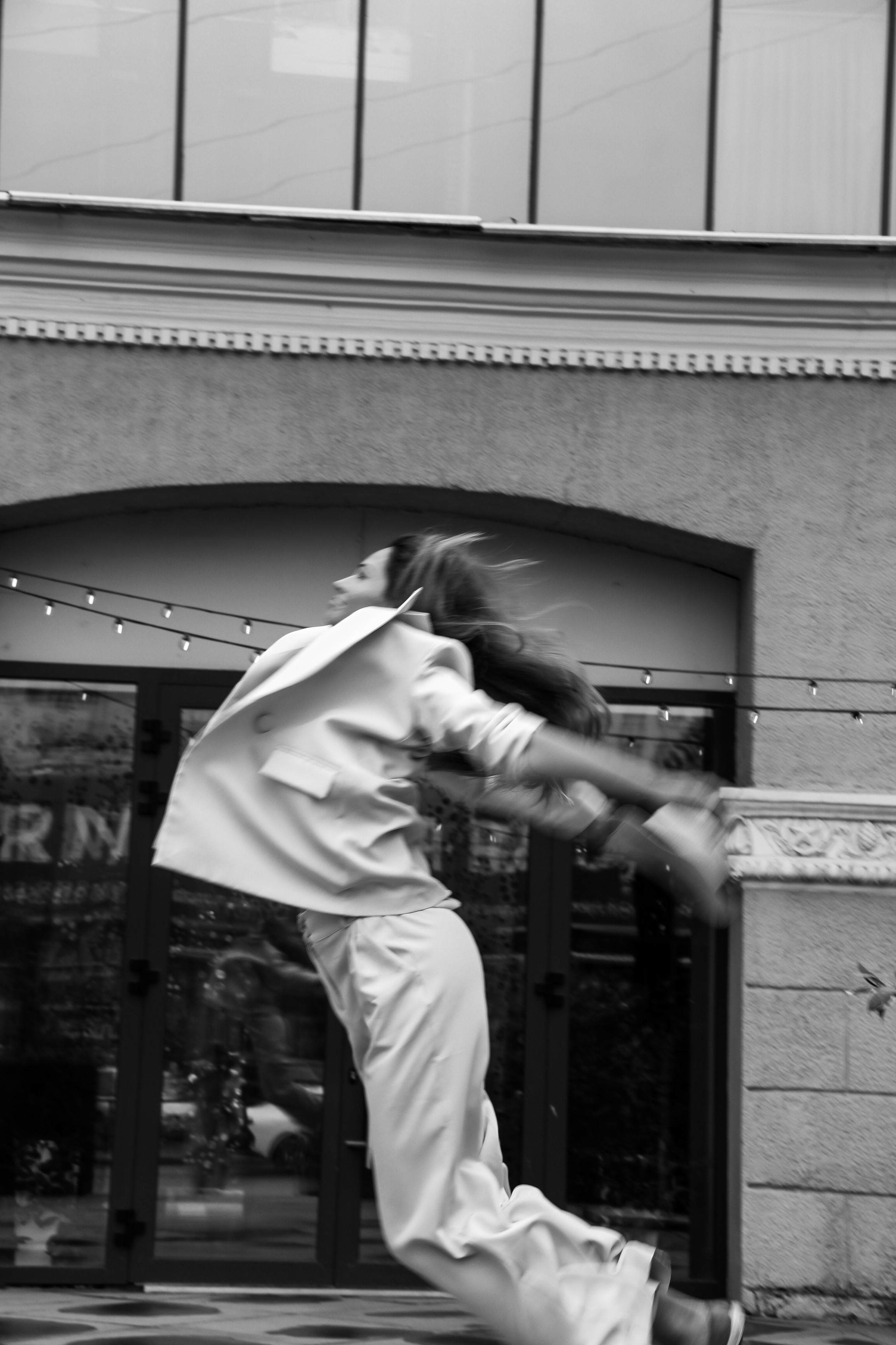 Портретная фотосессия девушки в костюме. Семейный фотодуэт Ирина и Николай Власьевы. Фотосессии в Новосибирске