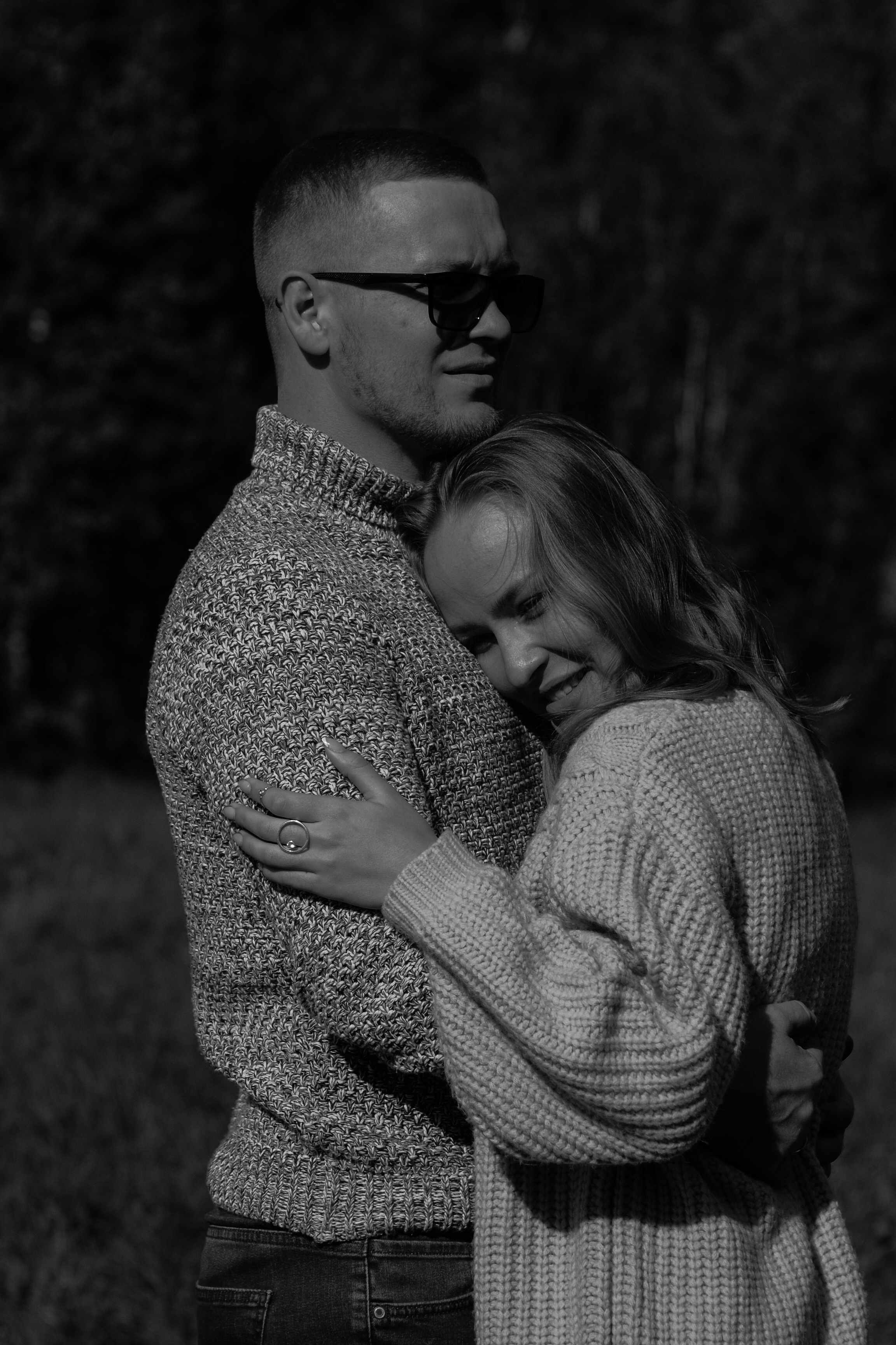 Фотосессия love story в лесу Новосибирска. Семейный фотодуэт Ирина и Николай Власьевы. Фотосессии в Новосибирске