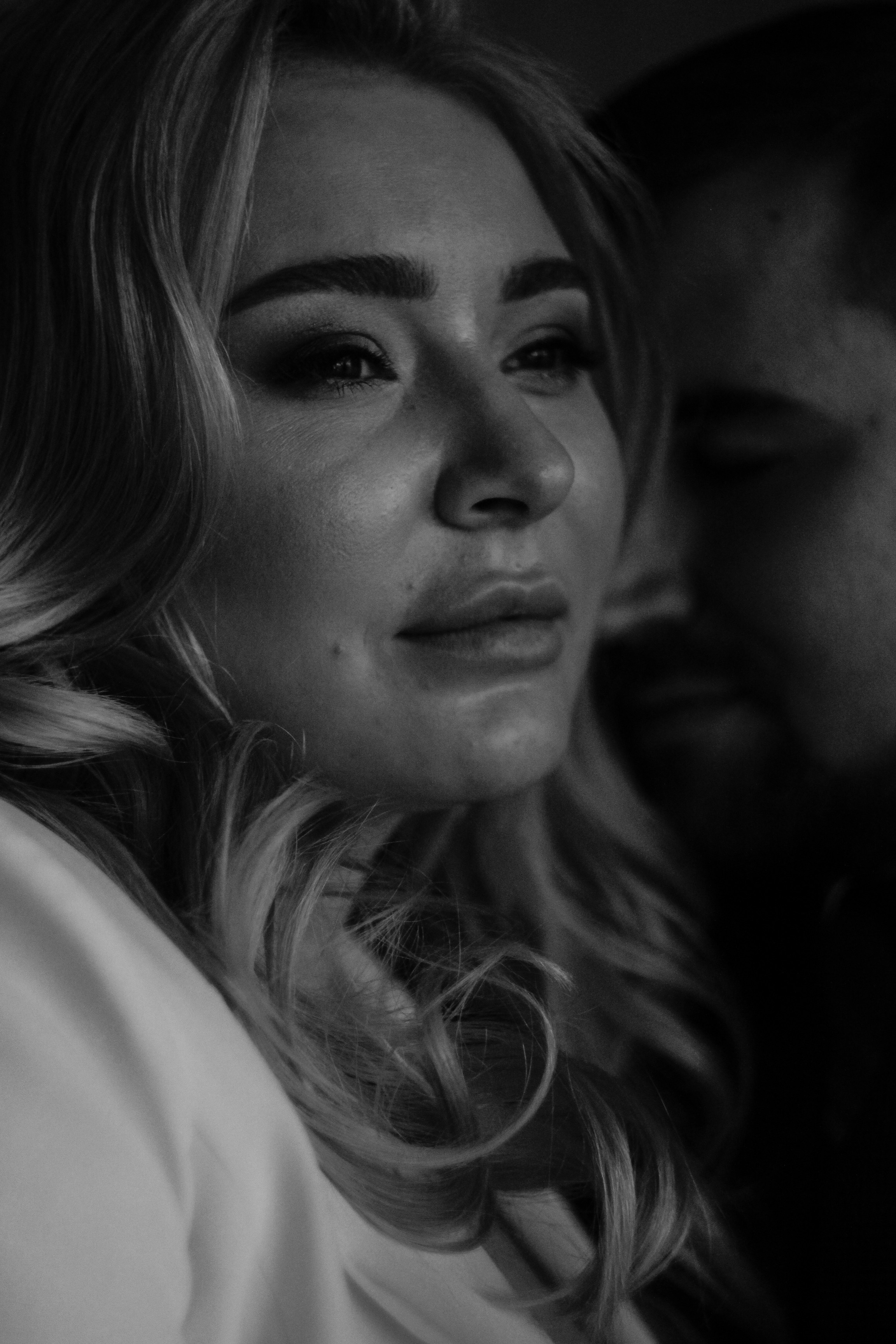 Свадебная фотосессия в студии недорого. Семейный фотодуэт Ирина и Николай Власьевы. Фотосессии в Новосибирске