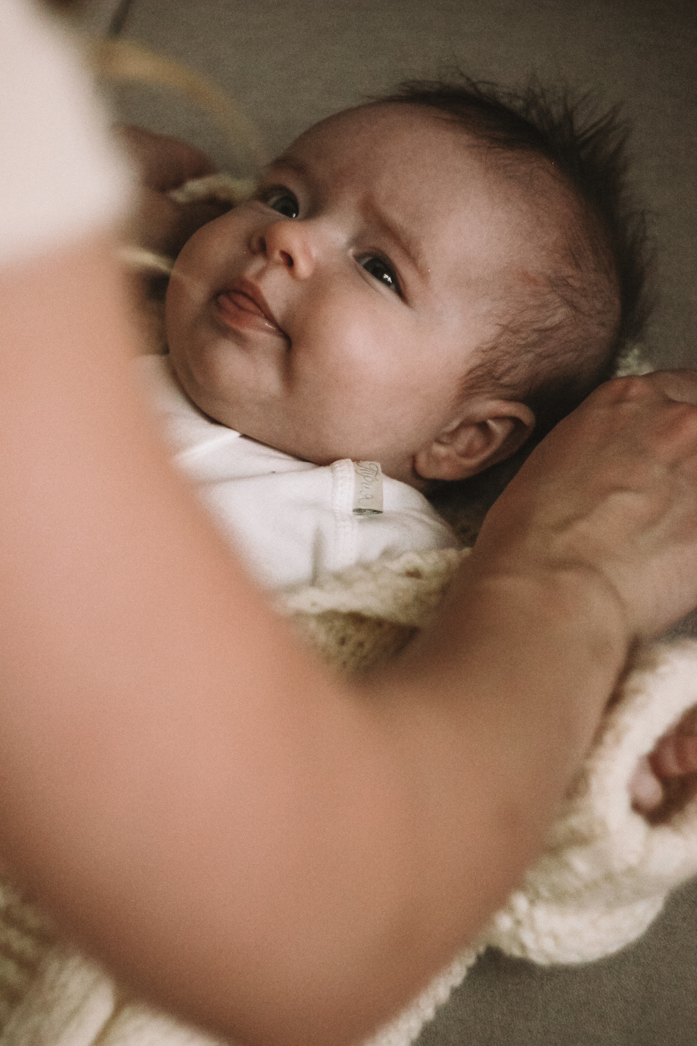 Семейная фотосессия с ребенком в поле Новосибирской области. Семейный фотодуэт Ирина и Николай Власьевы. Фотосессии в Новосибирске