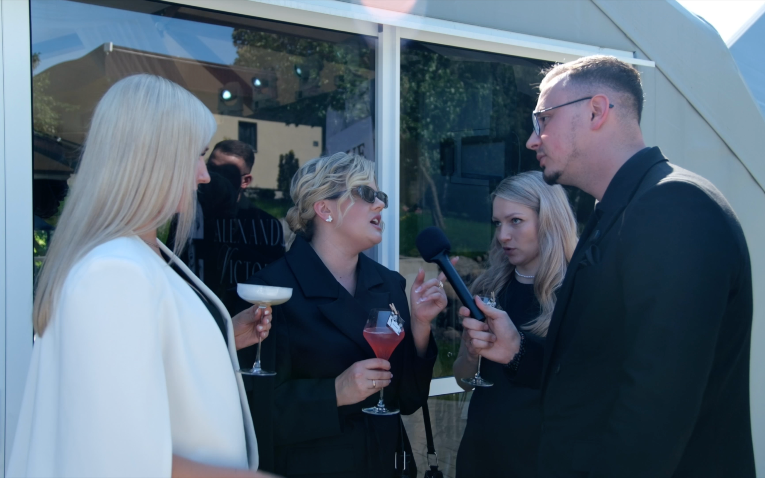 Свадебное SDE интервью в River Hall. Репортажный видеограф Илья Сухоносиик