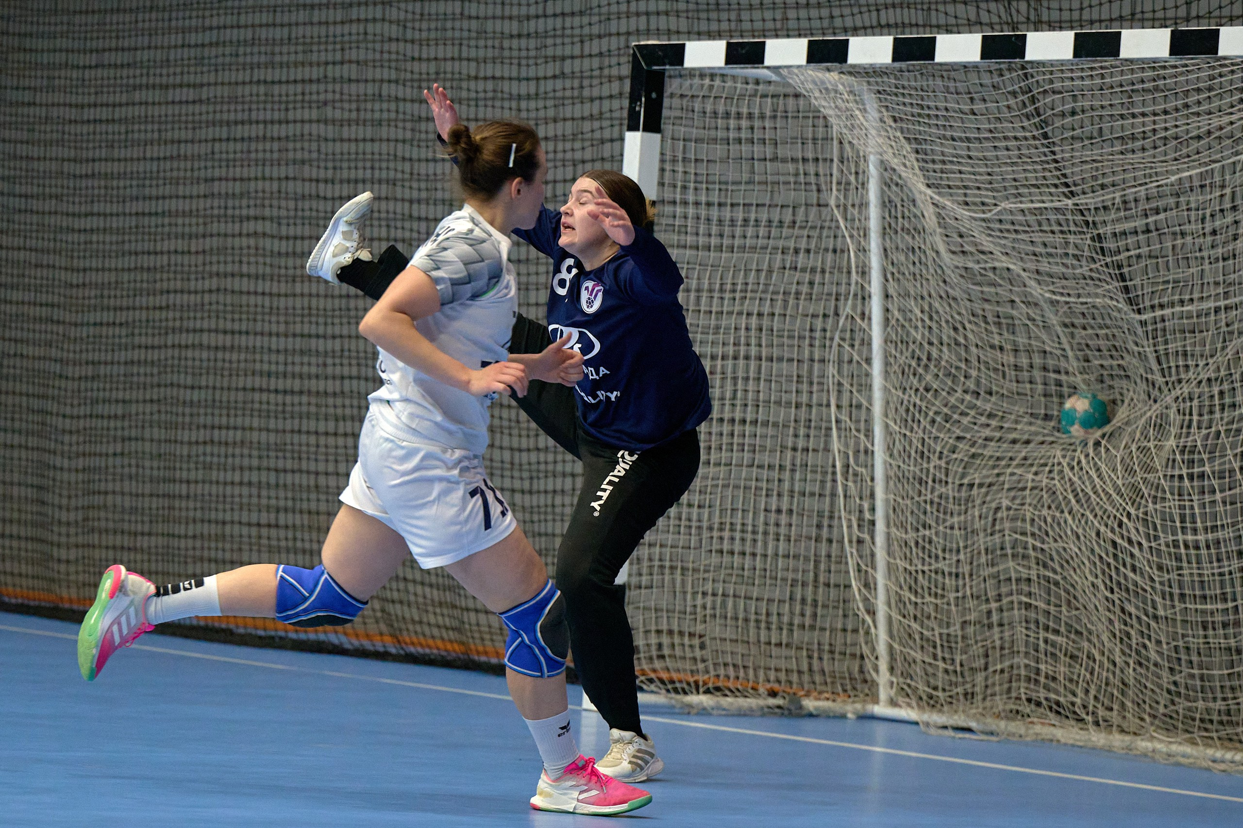 Гандбол. OLIMPBET Суперлига. «Университет» — «ЦСКА». Спортивный репортажный фотограф в Ижевске Сергей Мерзляков