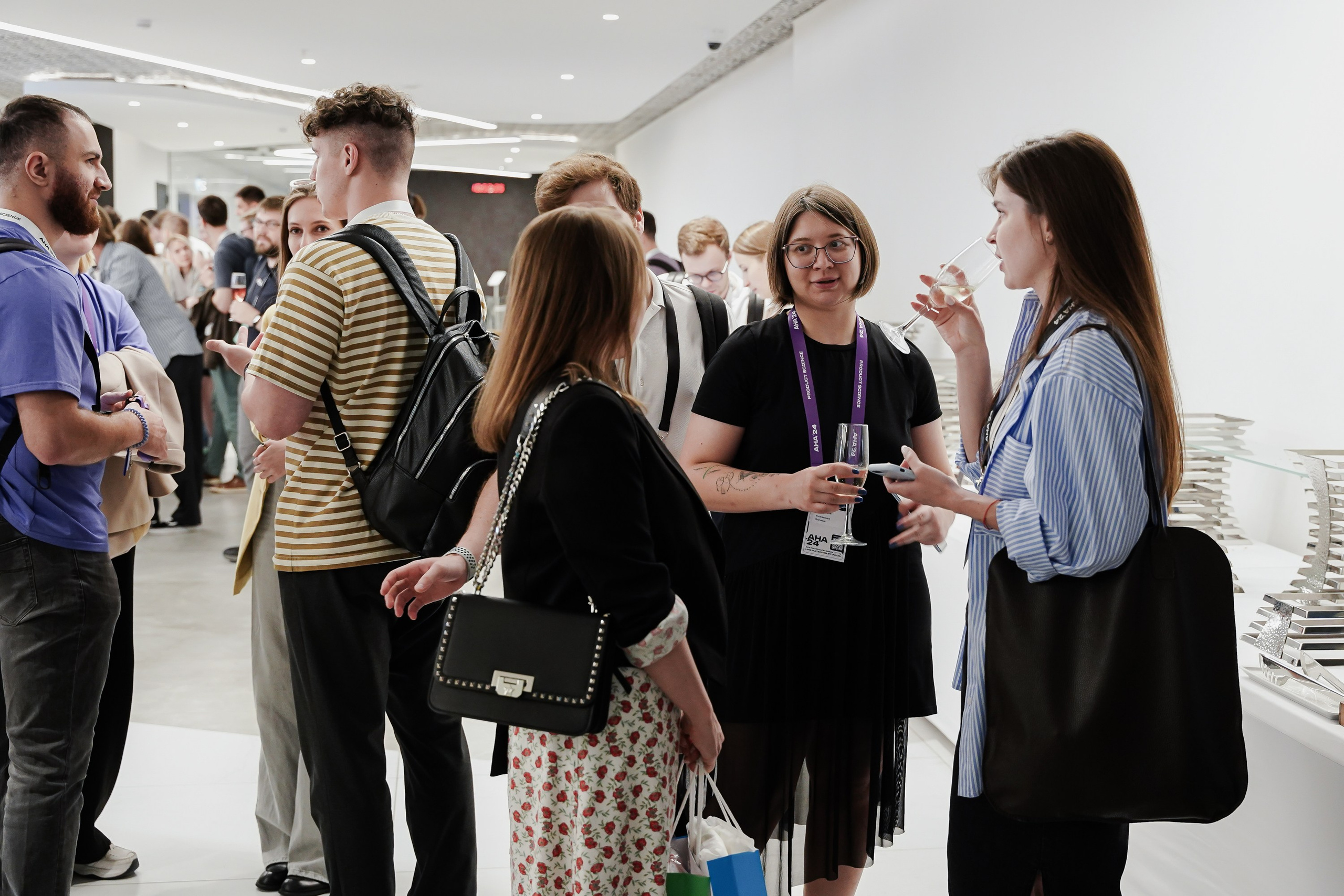 Aha! — 6 июня 2024. Фотобанк Матемаркетинг