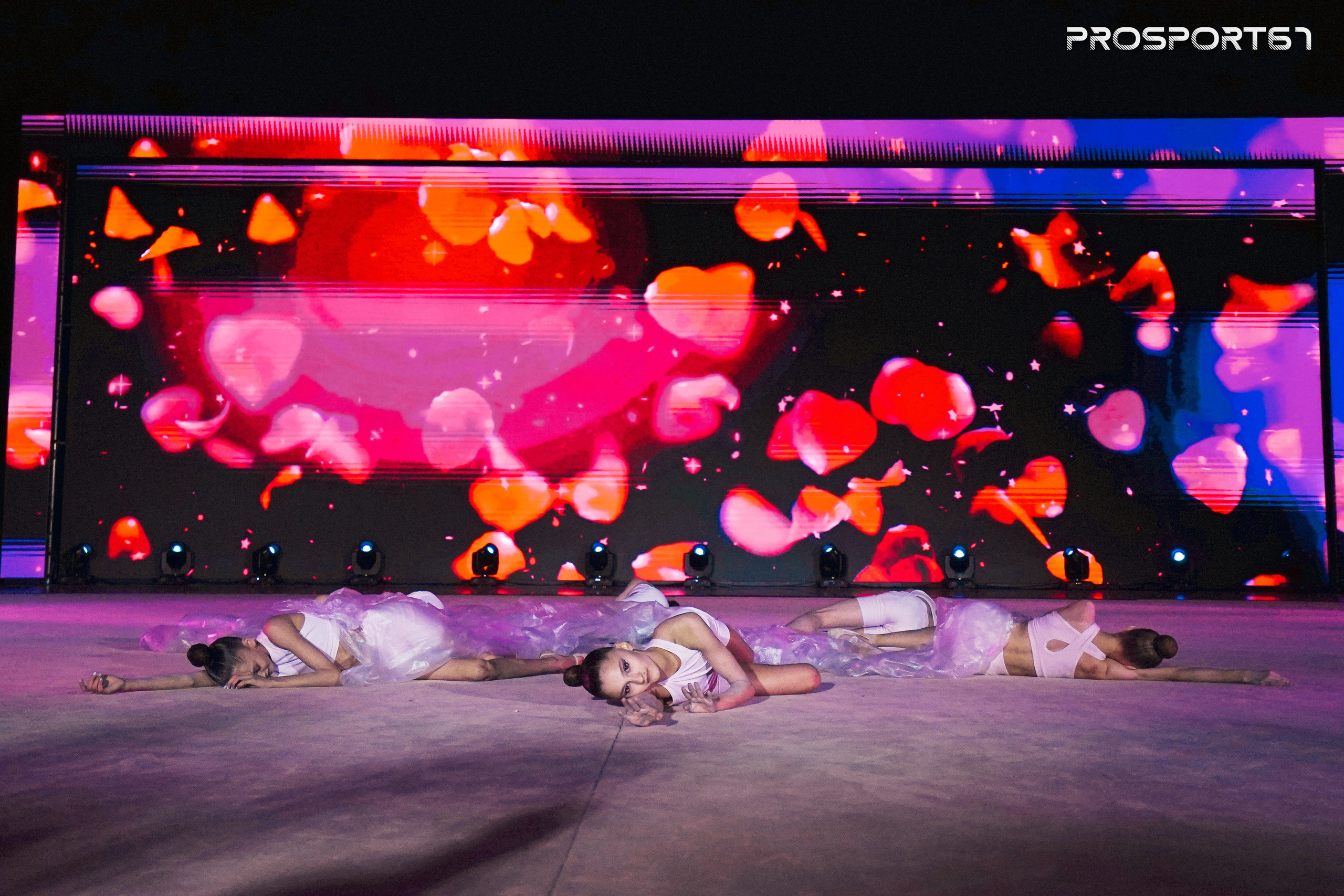 Закрытие. Хрустальная роза 2025 г.Минск. Спортивный фотограф Олег Медведев | prosport67 | Смоленск