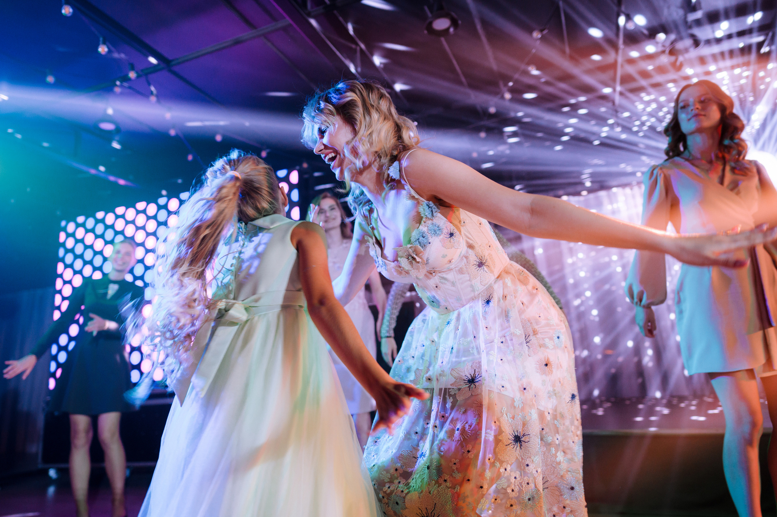 Григорий и Алиса. Свадебный и семейный фотограф Никита Корохов