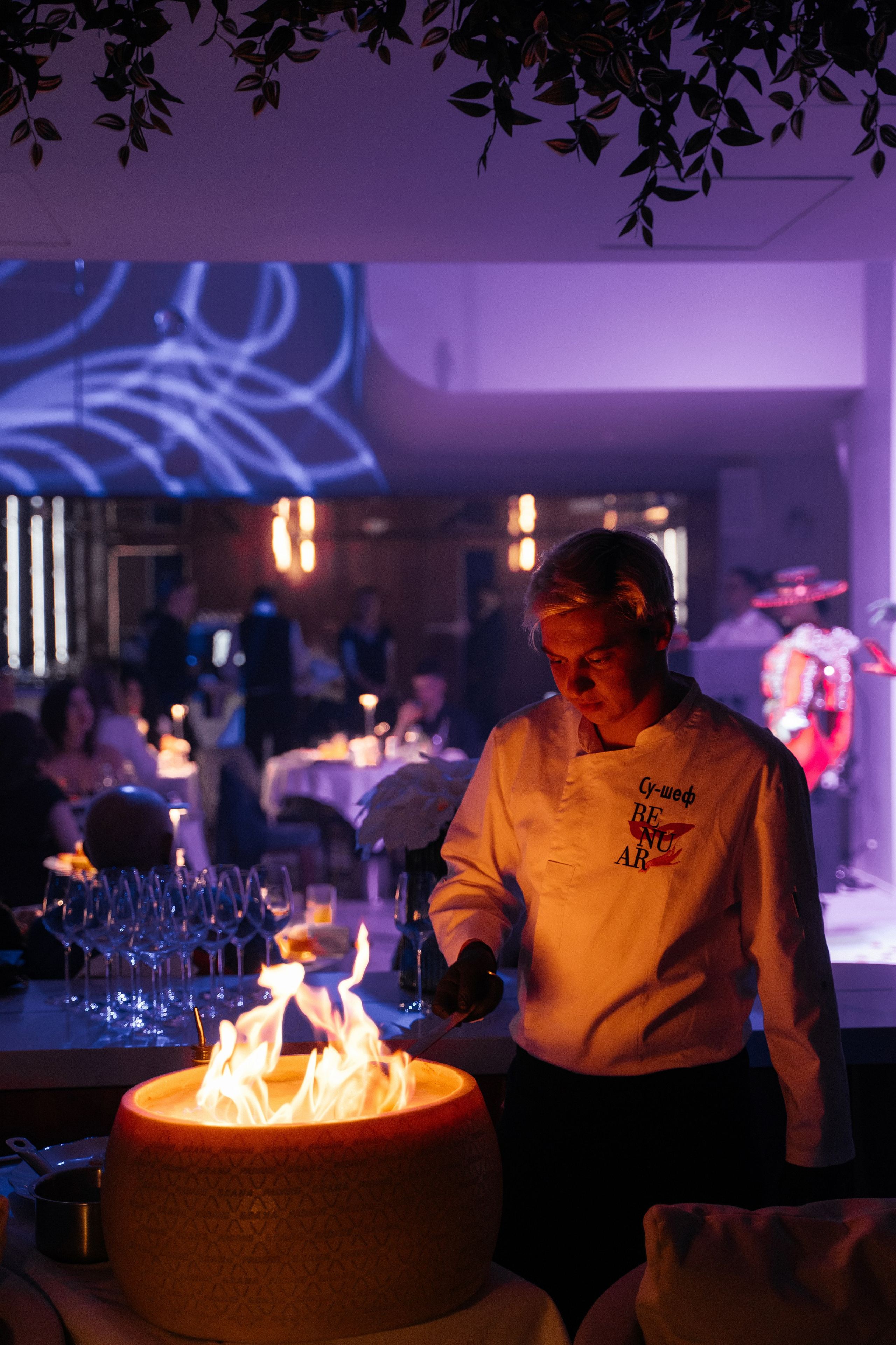 18 мая (суббота). BENUAR Restaurant