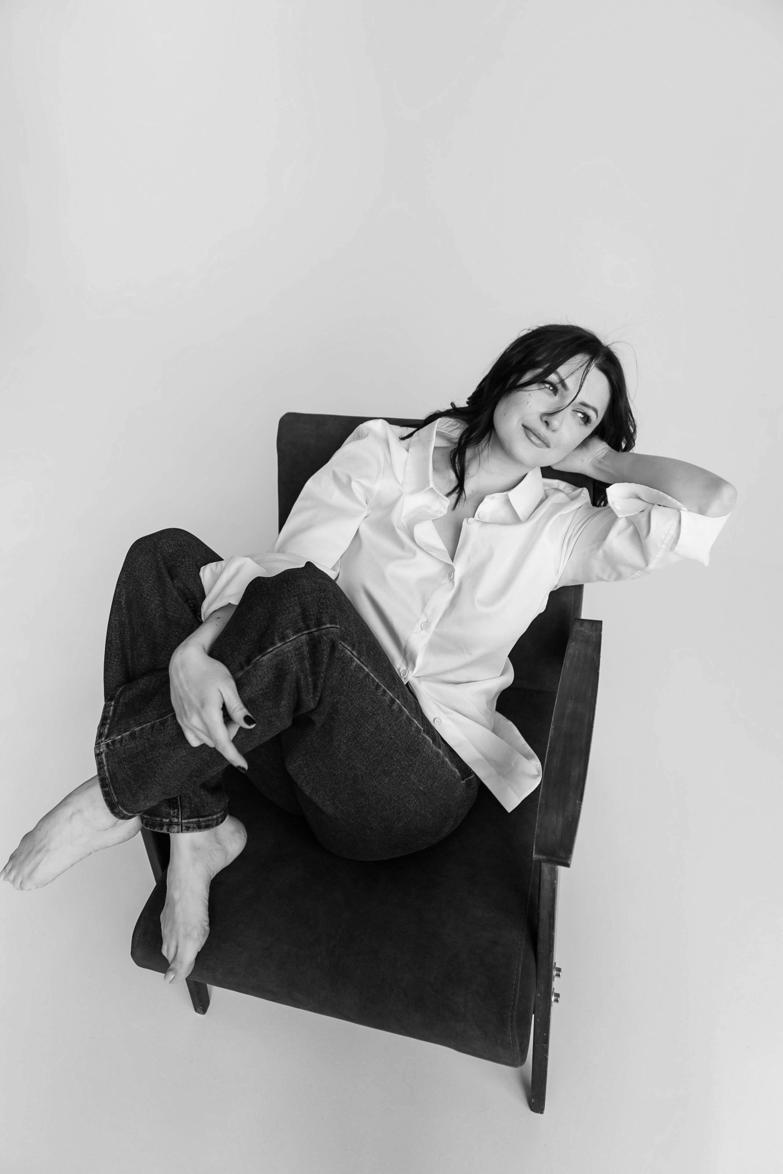 Анна ч/б. Главная