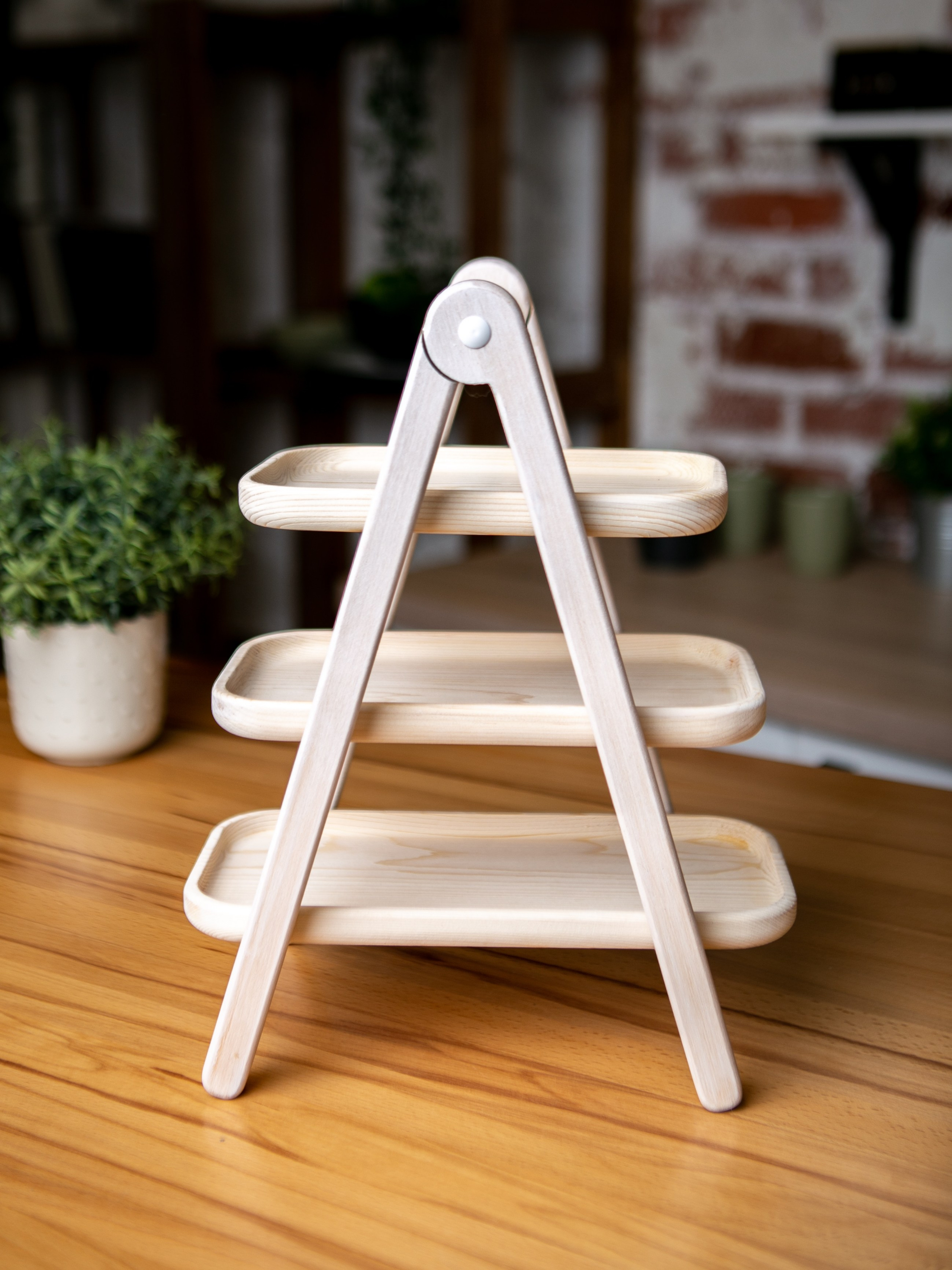 Подносы и этажерки. Контент фотограф, съемка для маркетплейсов, фуд съемка и репортажи в Новосибирске Ралия Галеева