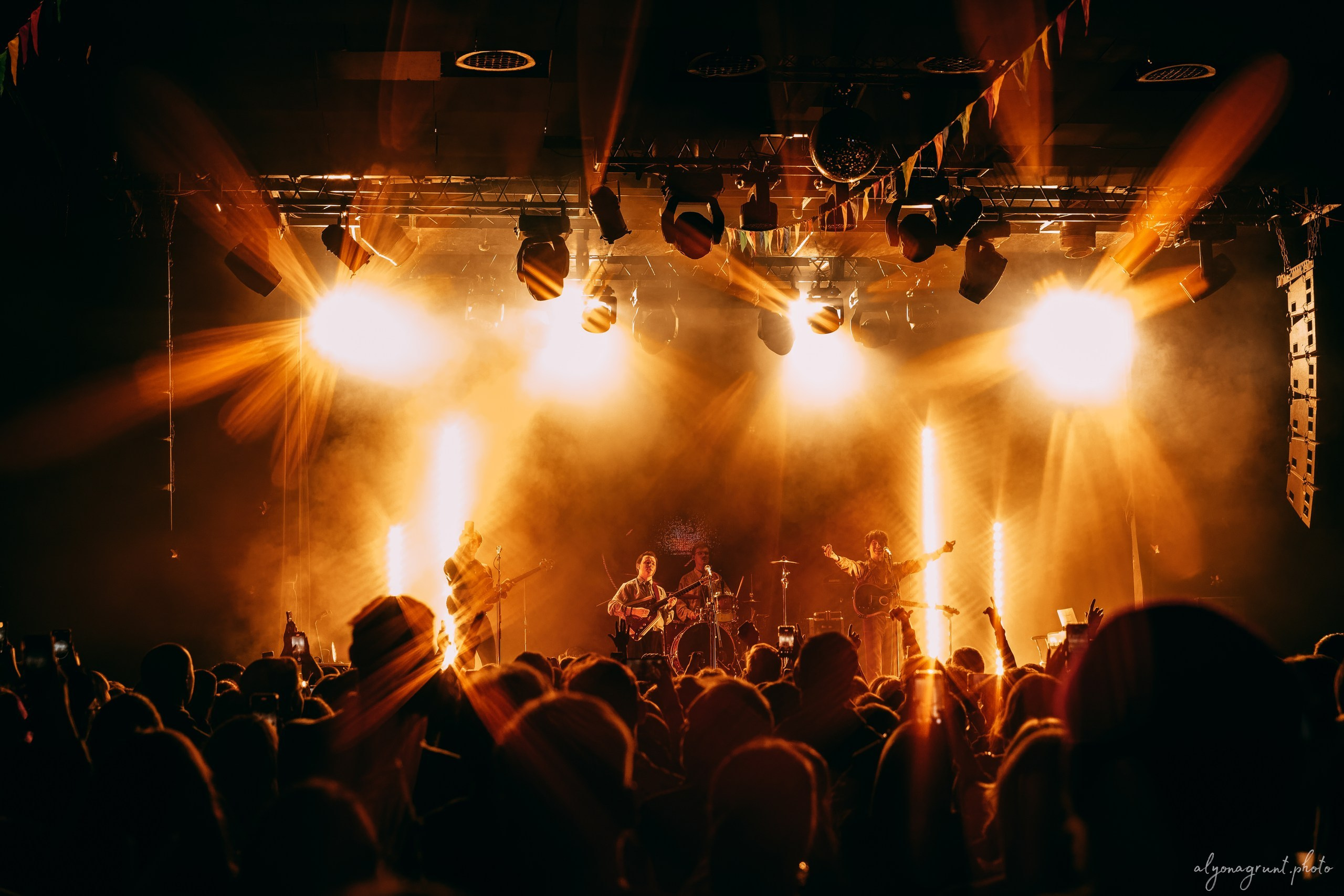 Сова, фоторепортаж, СПб, Космонавт, 18.12.2025. Алена Адрианова: фотограф в Санкт-Петербурге