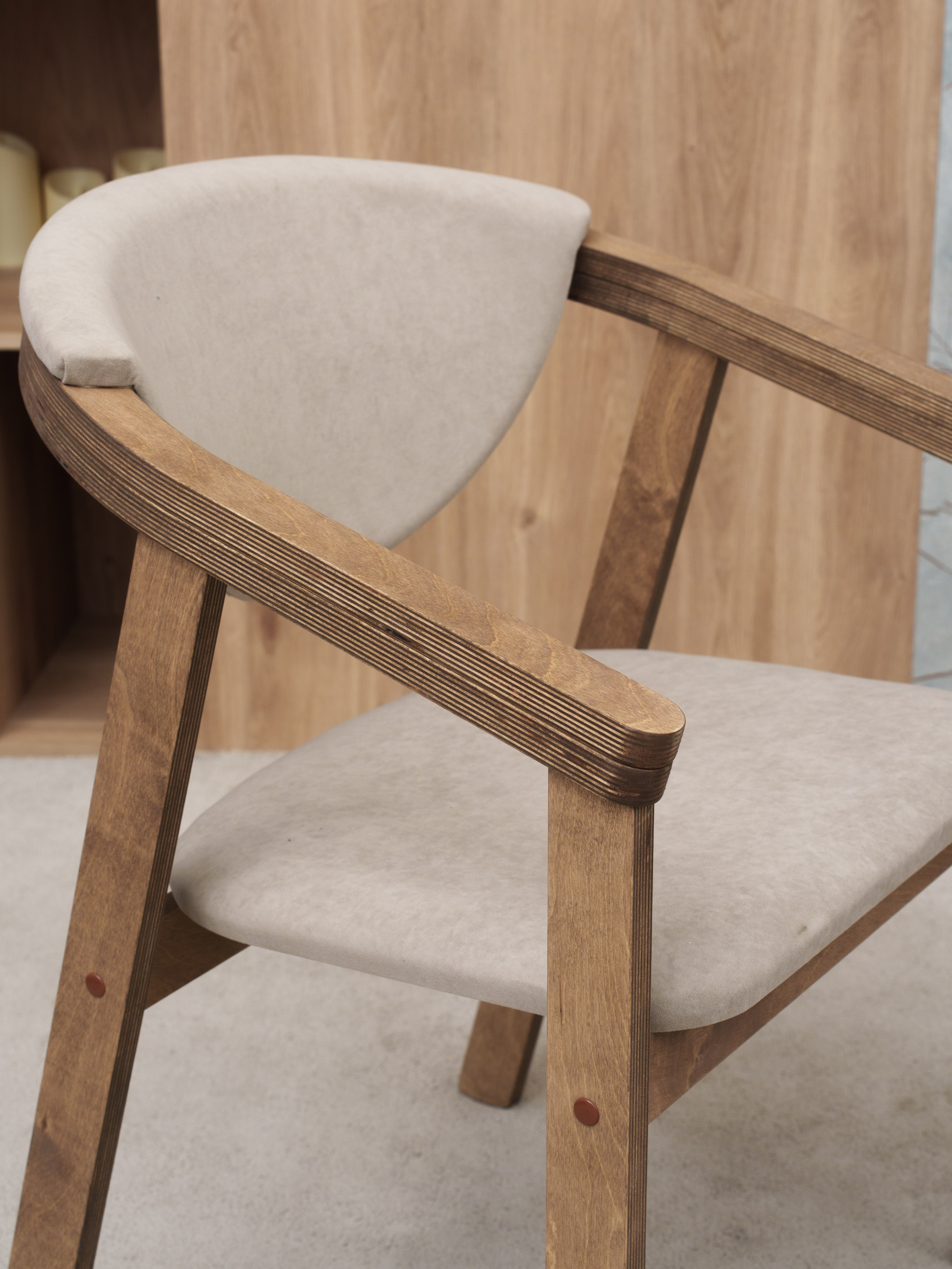 Столы и стулья для маркетплейсов. Иван Упоров — фотограф, рилсмейкер чебоксары