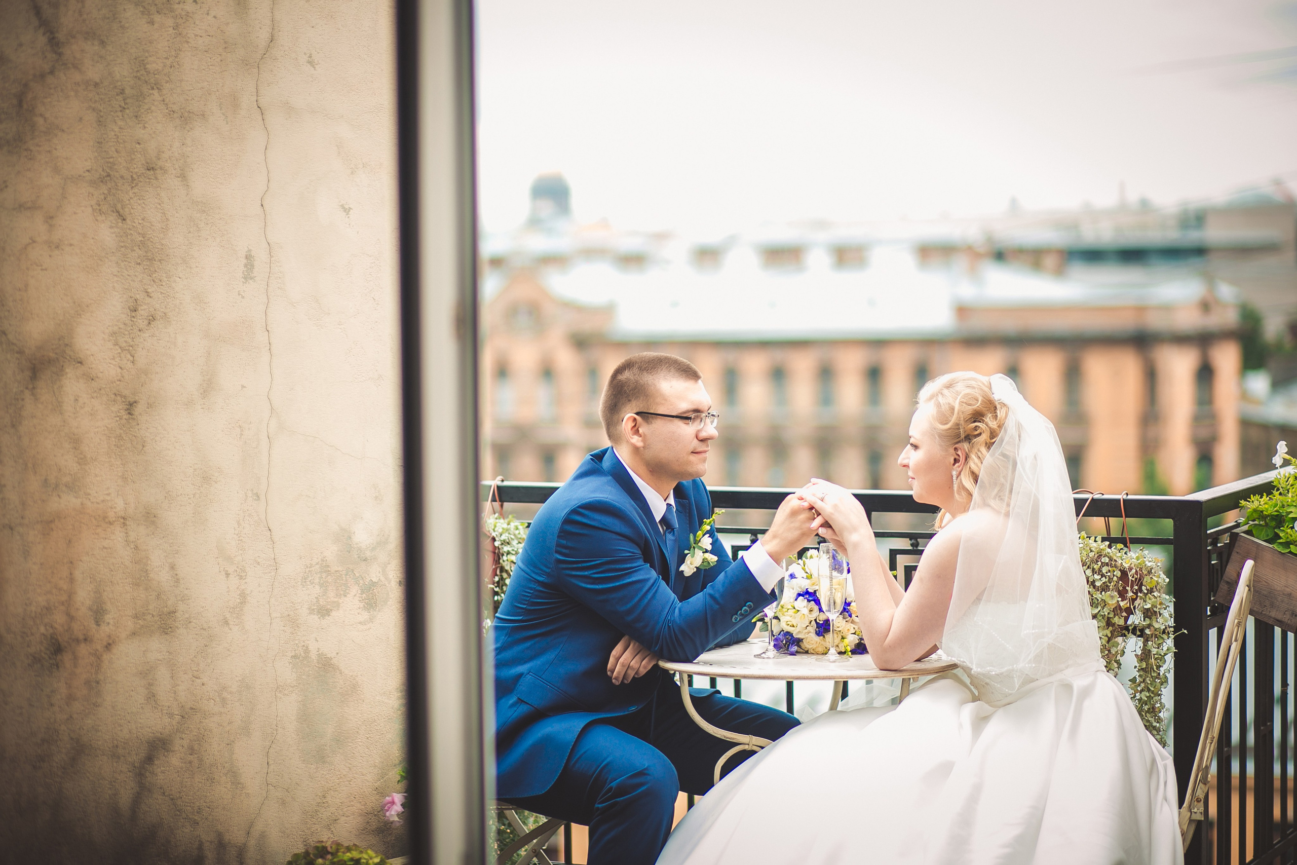 Свадьбы и Love-story. Репортажный фотограф и видеограф в Санкт-Петербурге