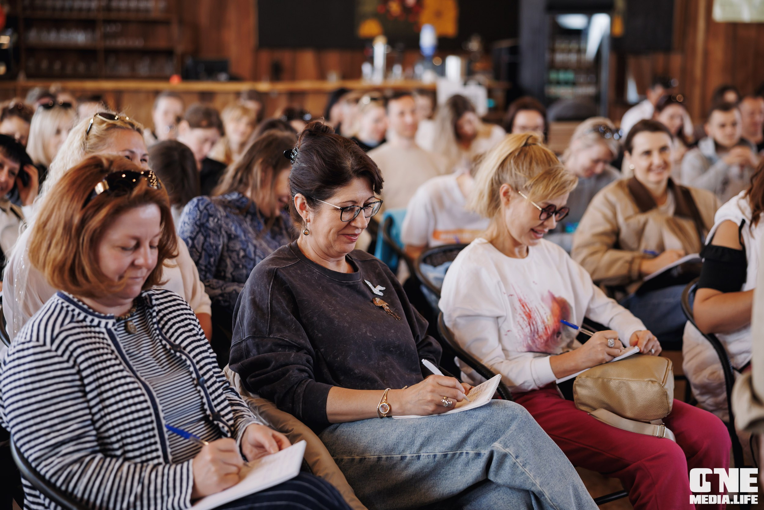 Фоторепортаж с форума «Мой бизнес. Сила в окружении». One Media Life: фоторепортажи, фотоотчеты с мероприятий и заведений