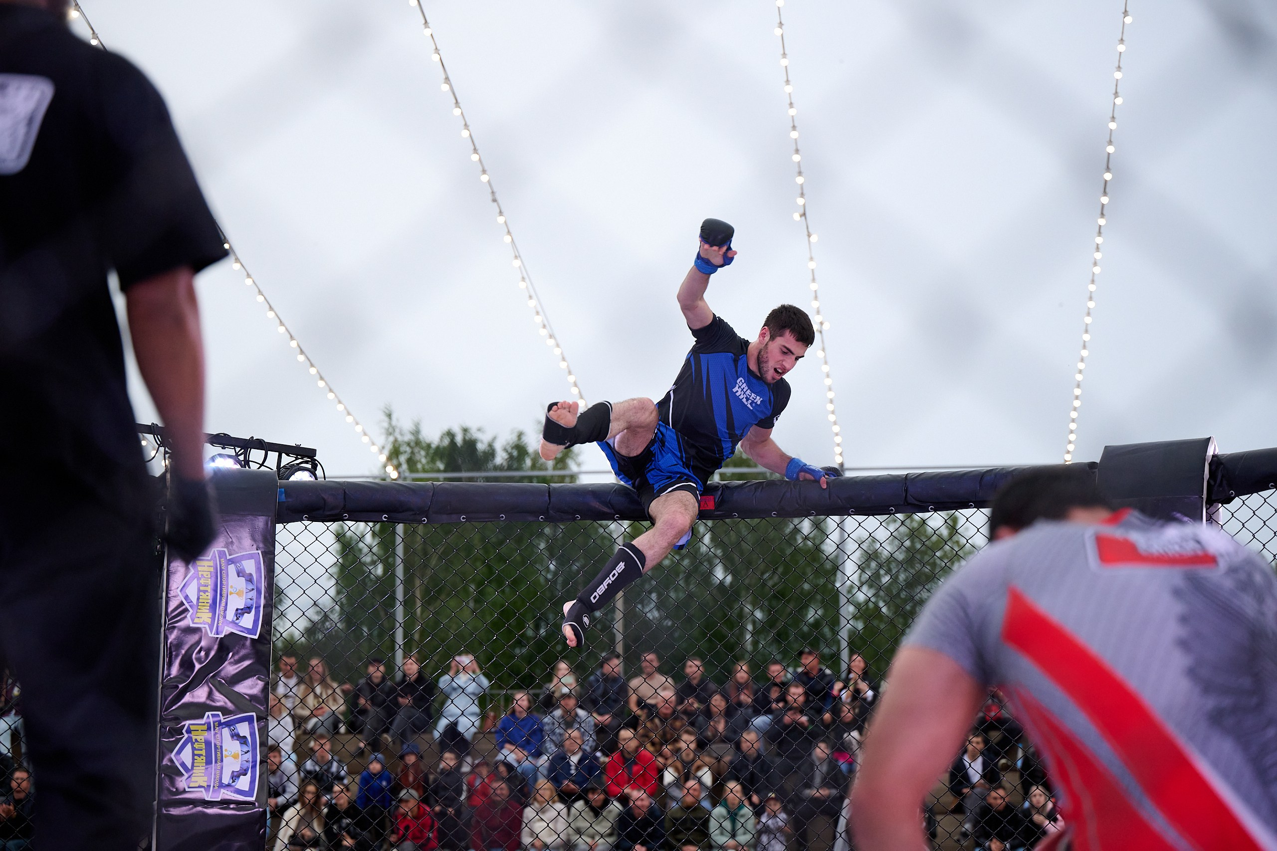 ММА. Битва на Иже-4. Спортивный репортажный фотограф в Ижевске Сергей Мерзляков