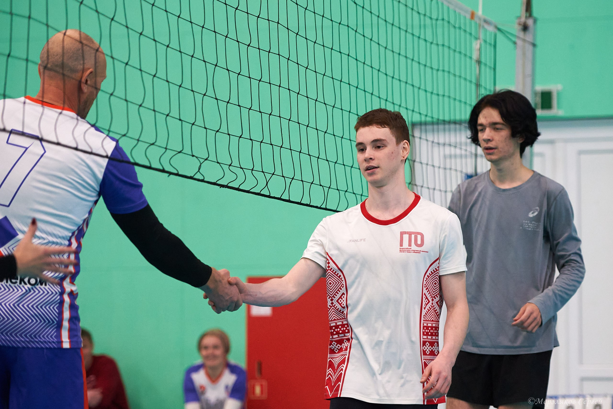 Новогодний волейбольный турнир. Ижевск. 16.12.23. Спортивный репортажный фотограф в Ижевске Сергей Мерзляков