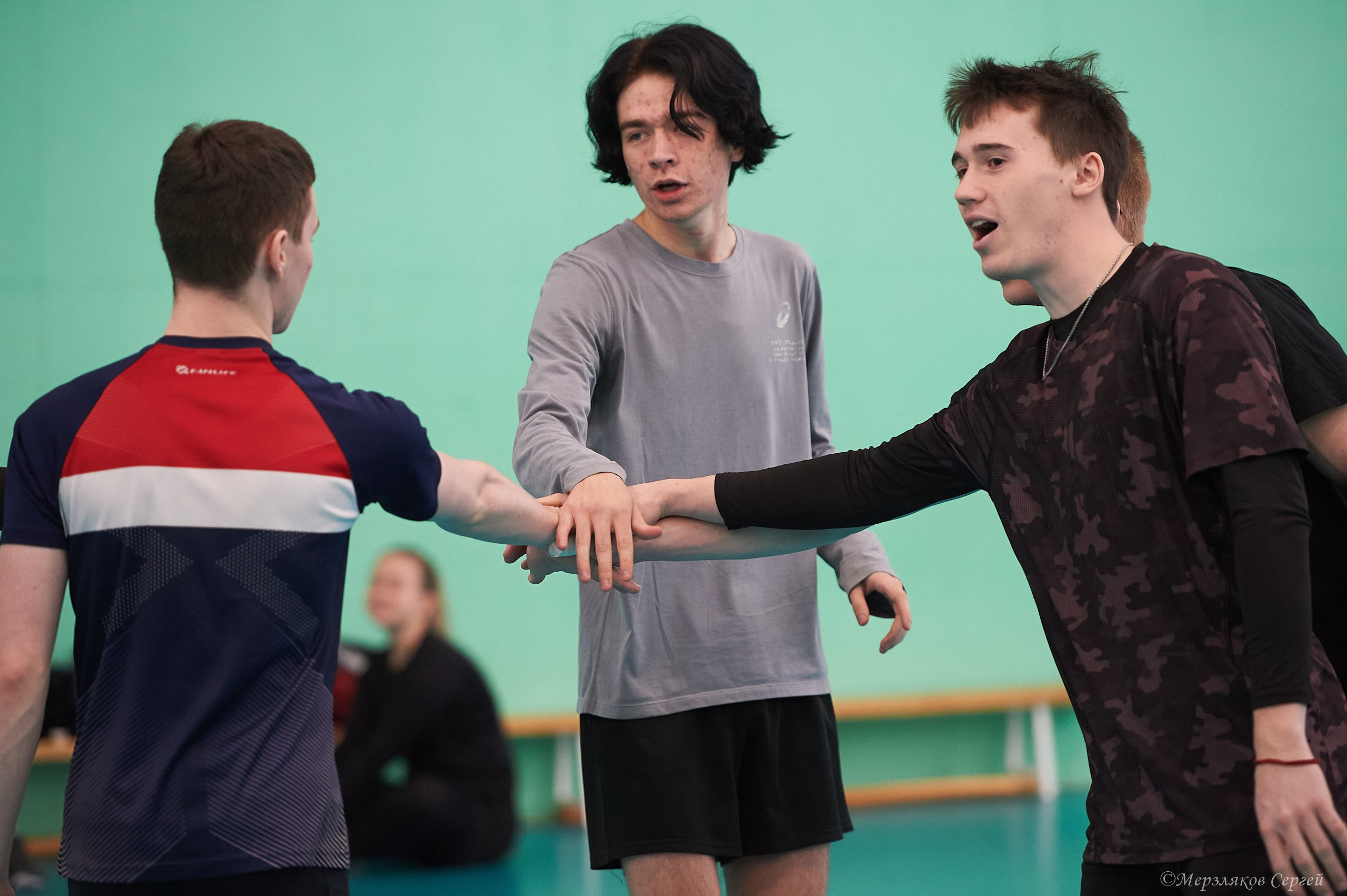 Новогодний волейбольный турнир. Ижевск. 16.12.23. Спортивный репортажный фотограф в Ижевске Сергей Мерзляков