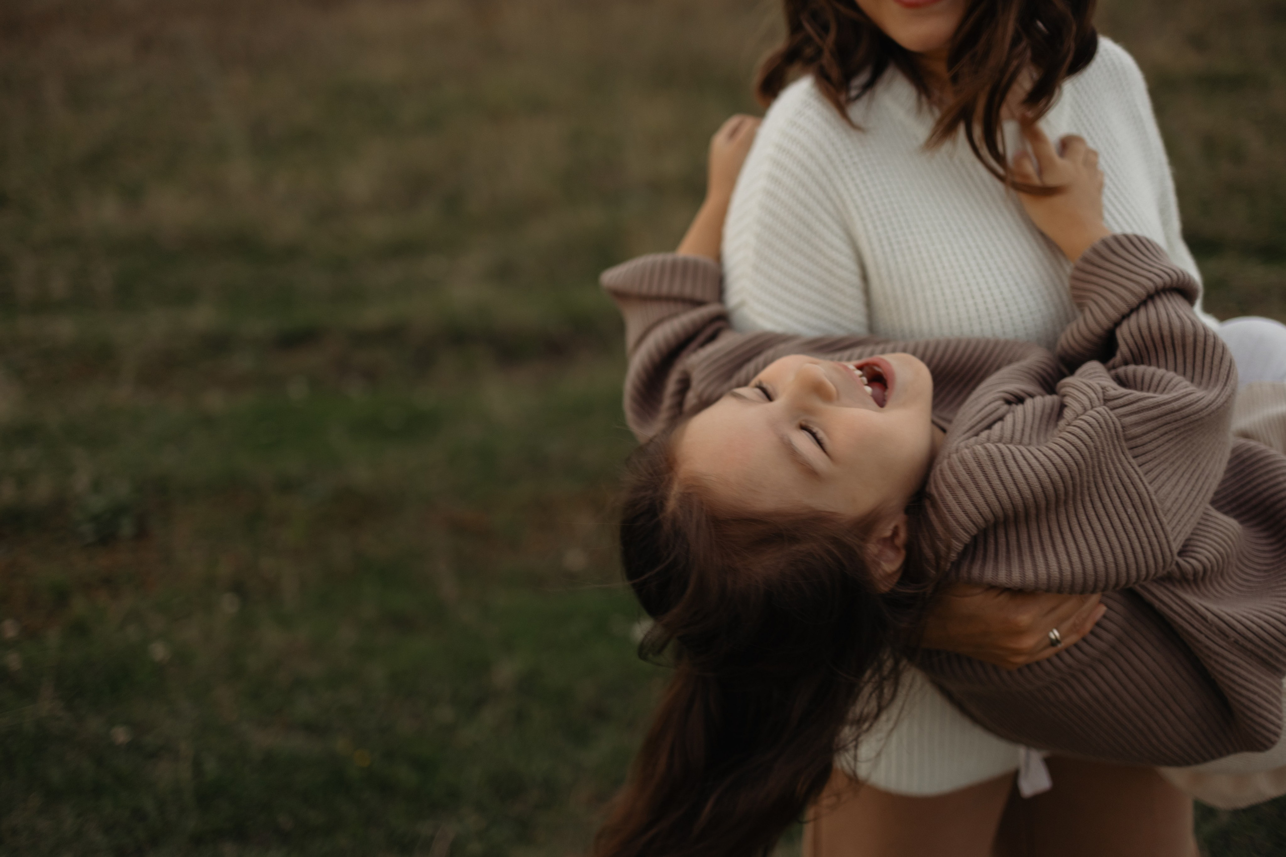 Ляйсан и Амалия. Фотограф Айгуль Габсаматова Октябрьский