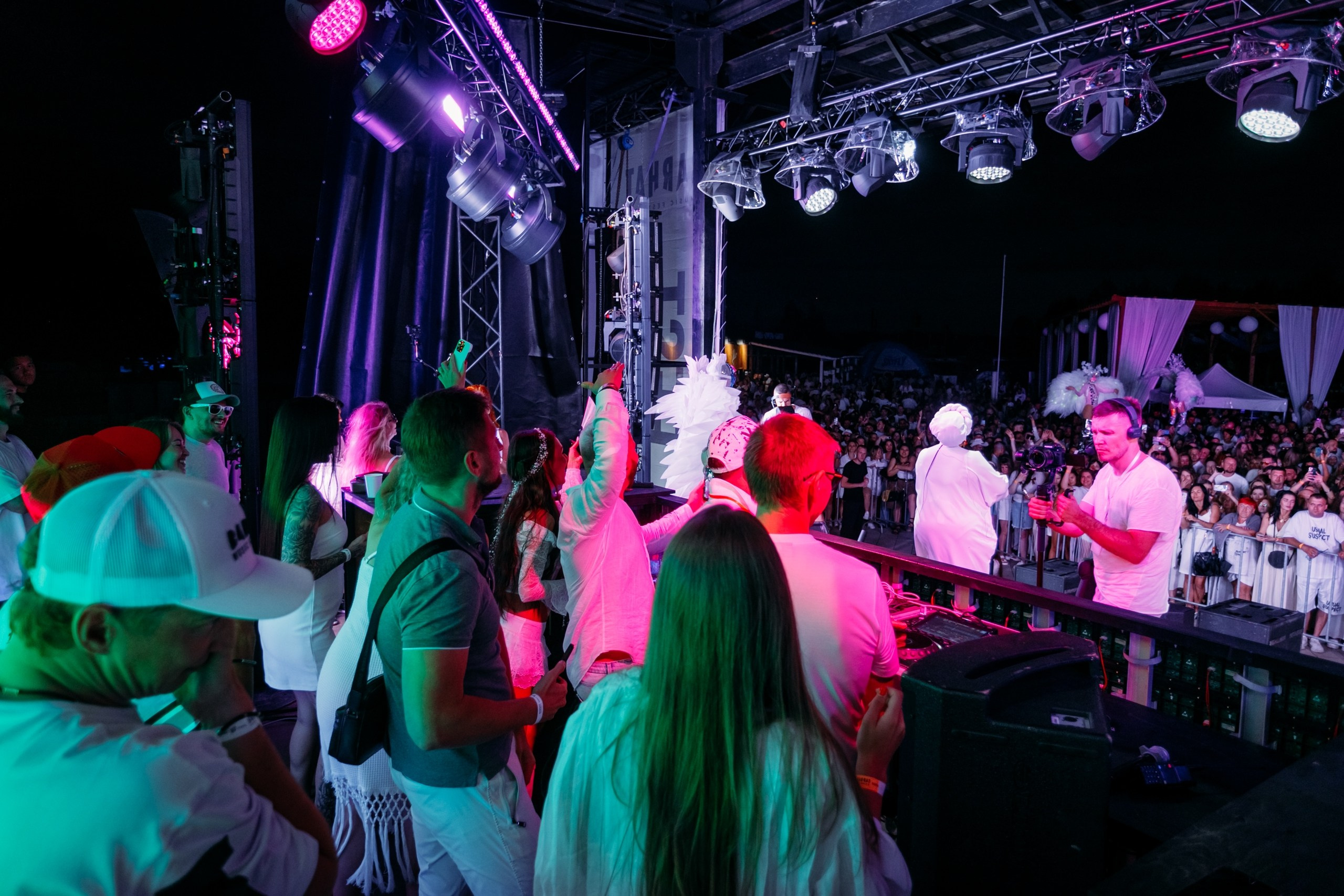 White Party @ Бархат парк. Репортажный фотограф Максим Полянский. Москва, Санкт-Петербург, Красноярск