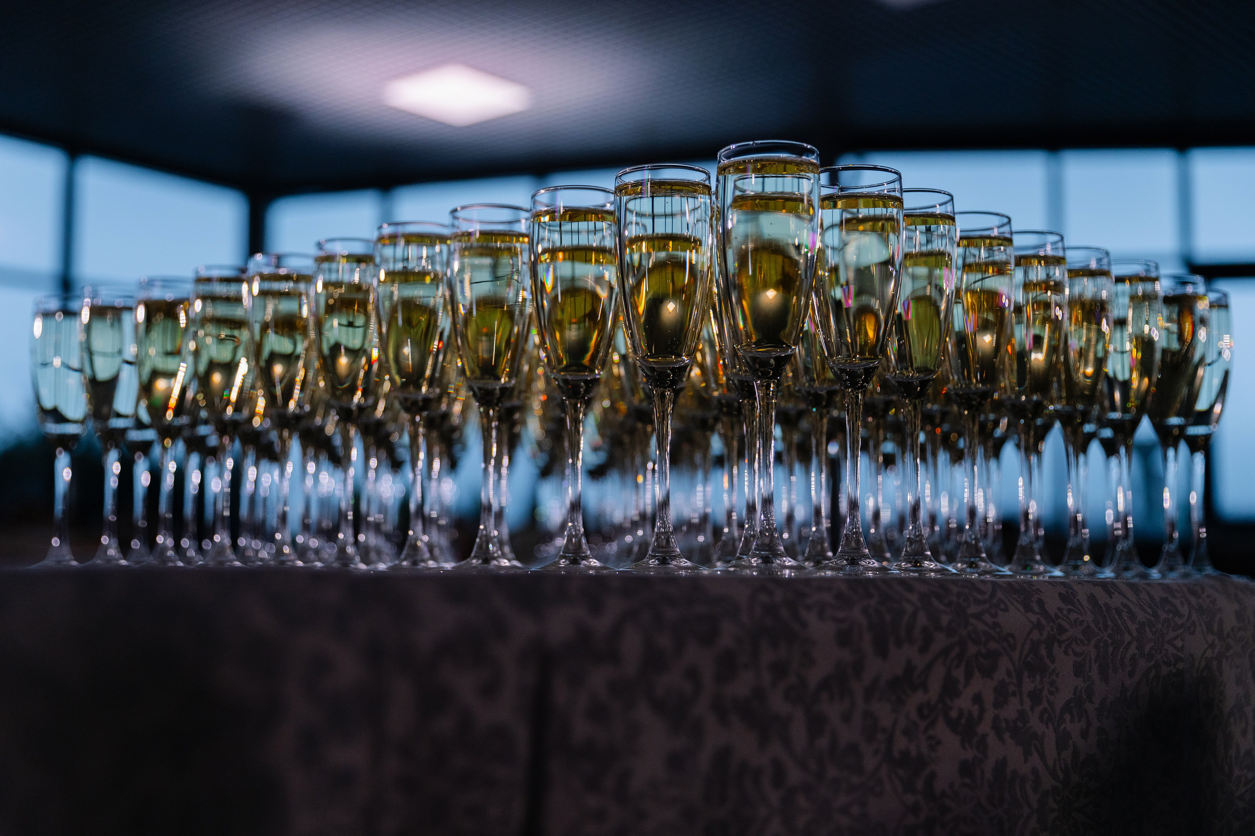 Корпоративная новогодняя фотосъемка для BELARUSBANK в Ресторане «Урарту». Свадебный фотограф в Минске/Беларуси Сергей Спиридонов