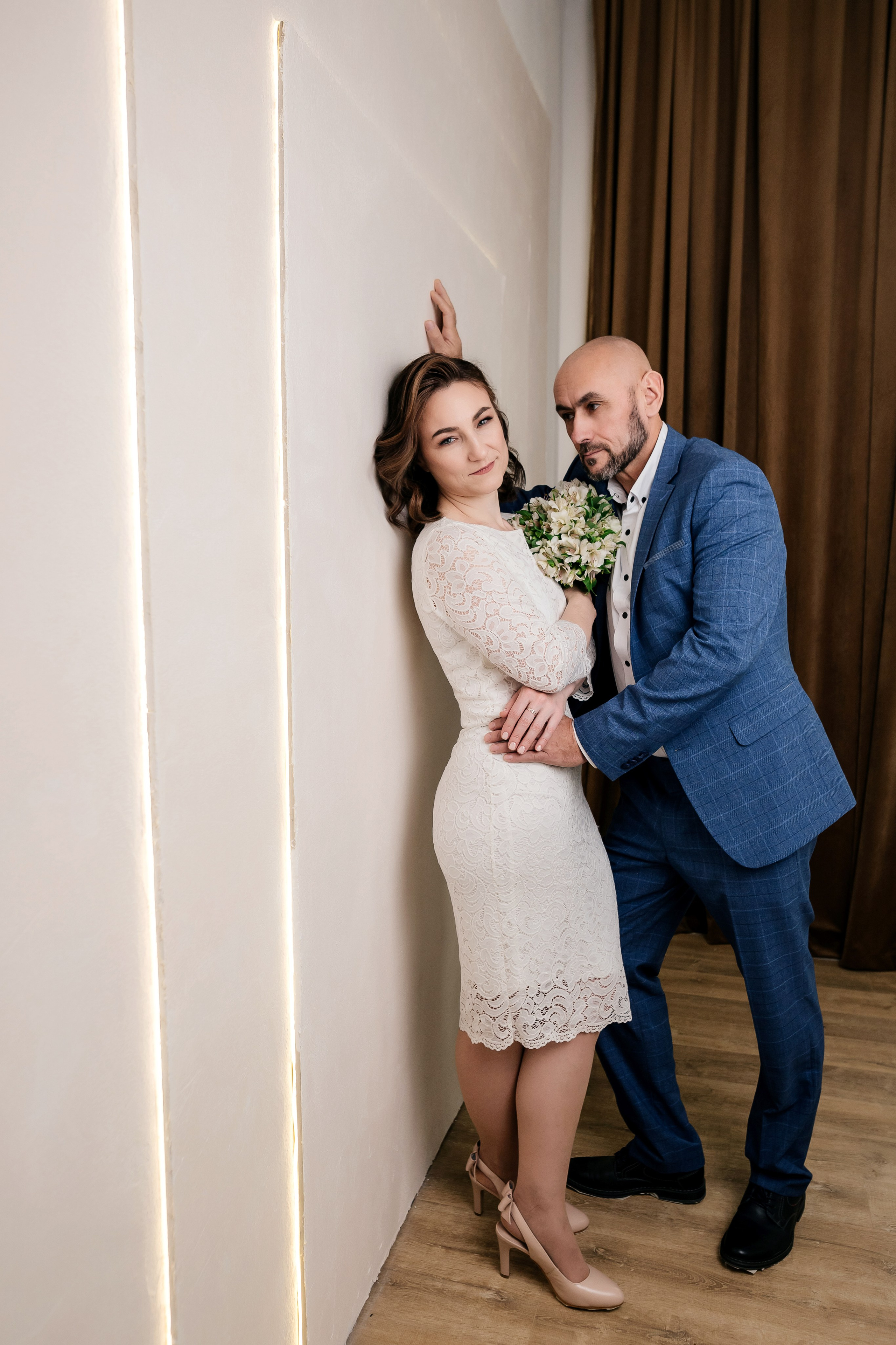 Свадебная фотосессия Елены и Константина 18.10.2024. Женский фотограф в Оренбурге Ирина Заводчикова