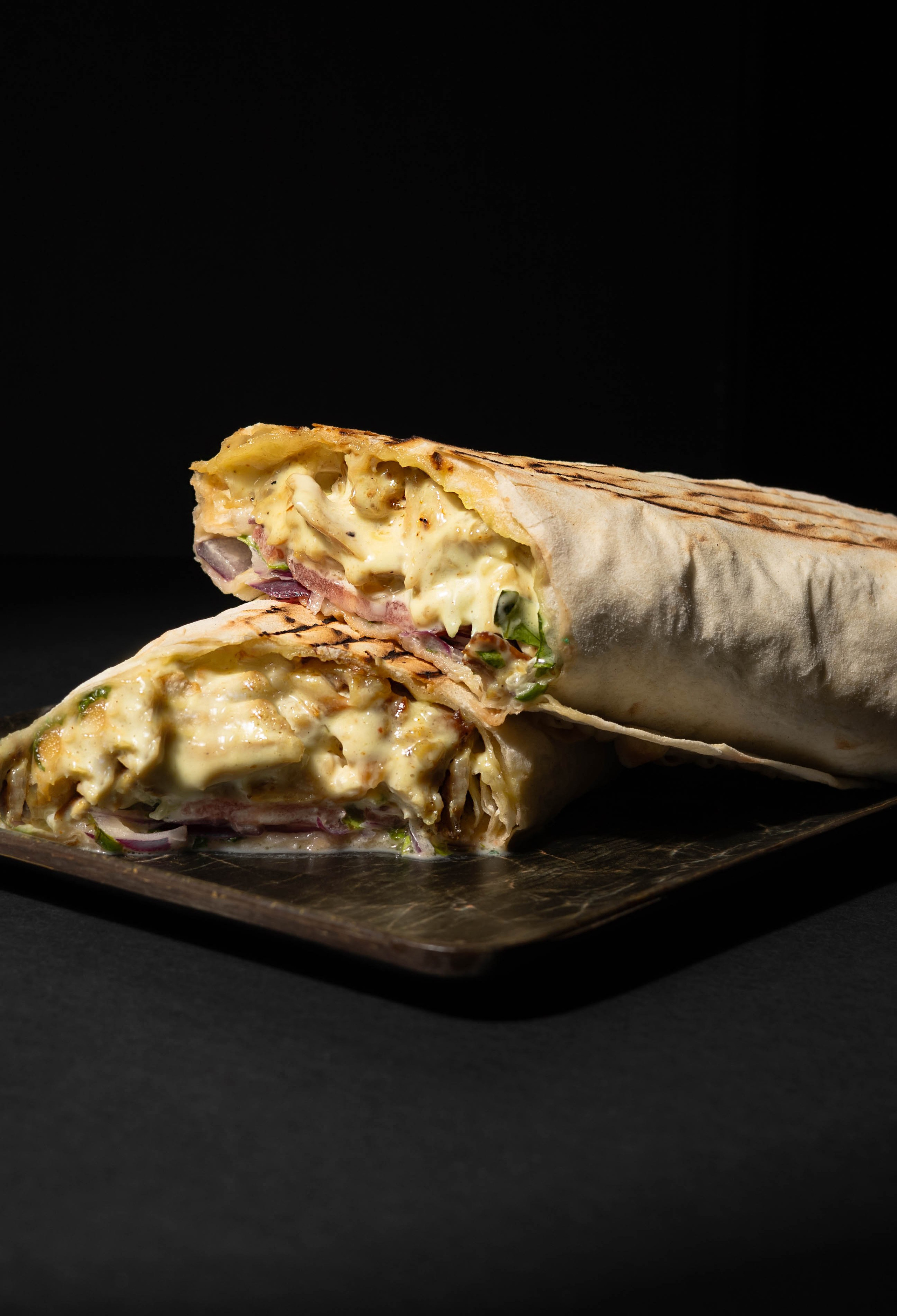 Фуд-фото для «Dzma burger&shawarma». Предметный фотограф в Грузии