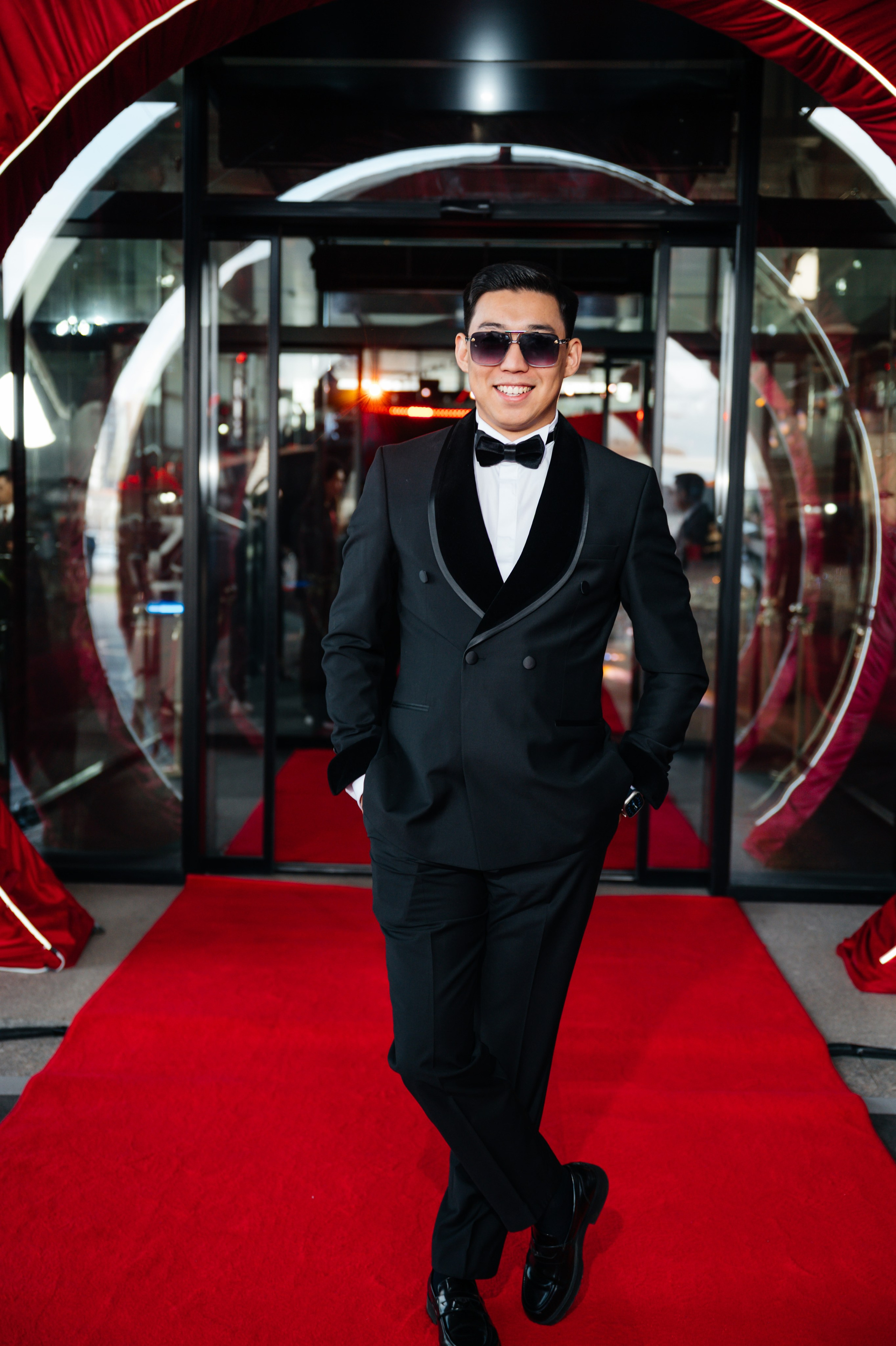 ФОТОГАЛЕРЕЯ. Ведущий Шоумен Алмас Каллемов