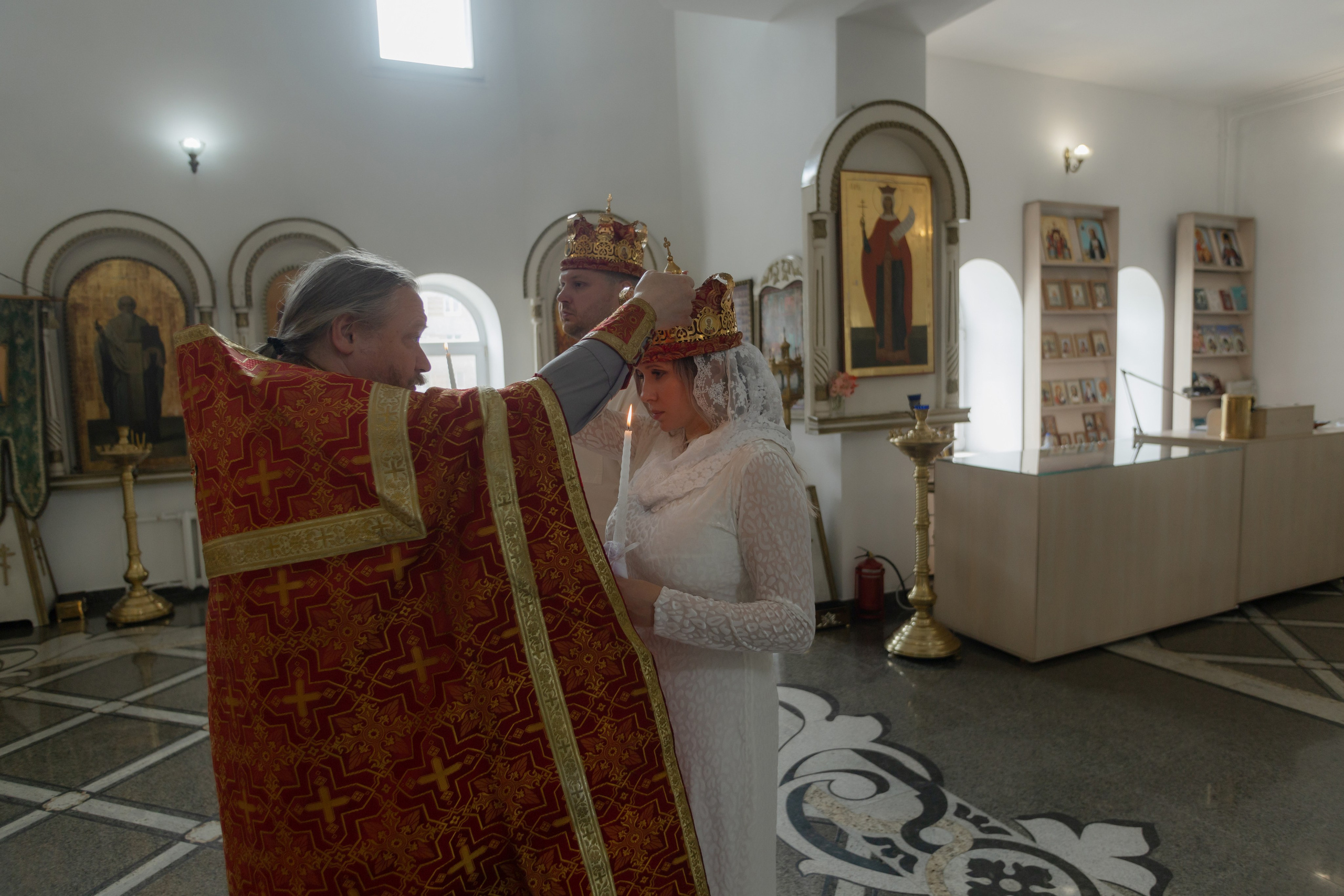 Венчание (Храм святителя Иннокентия). Свадебный и семейный фотограф в Перми Дергачева Кристина