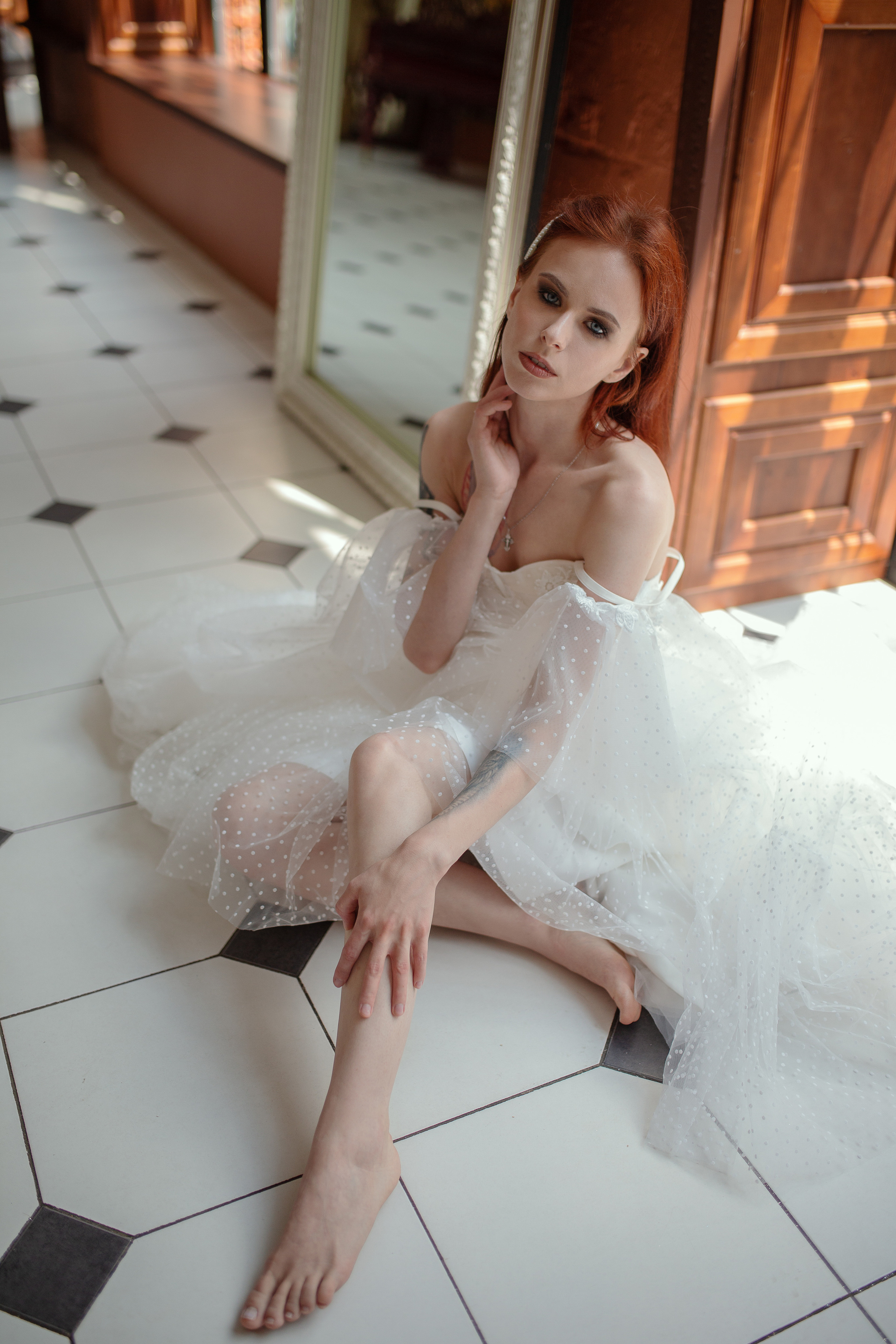 Екатерина. Белое платье & чёрные кеды. Детский семейный фотограф в г. Москве Жанна Трофимова