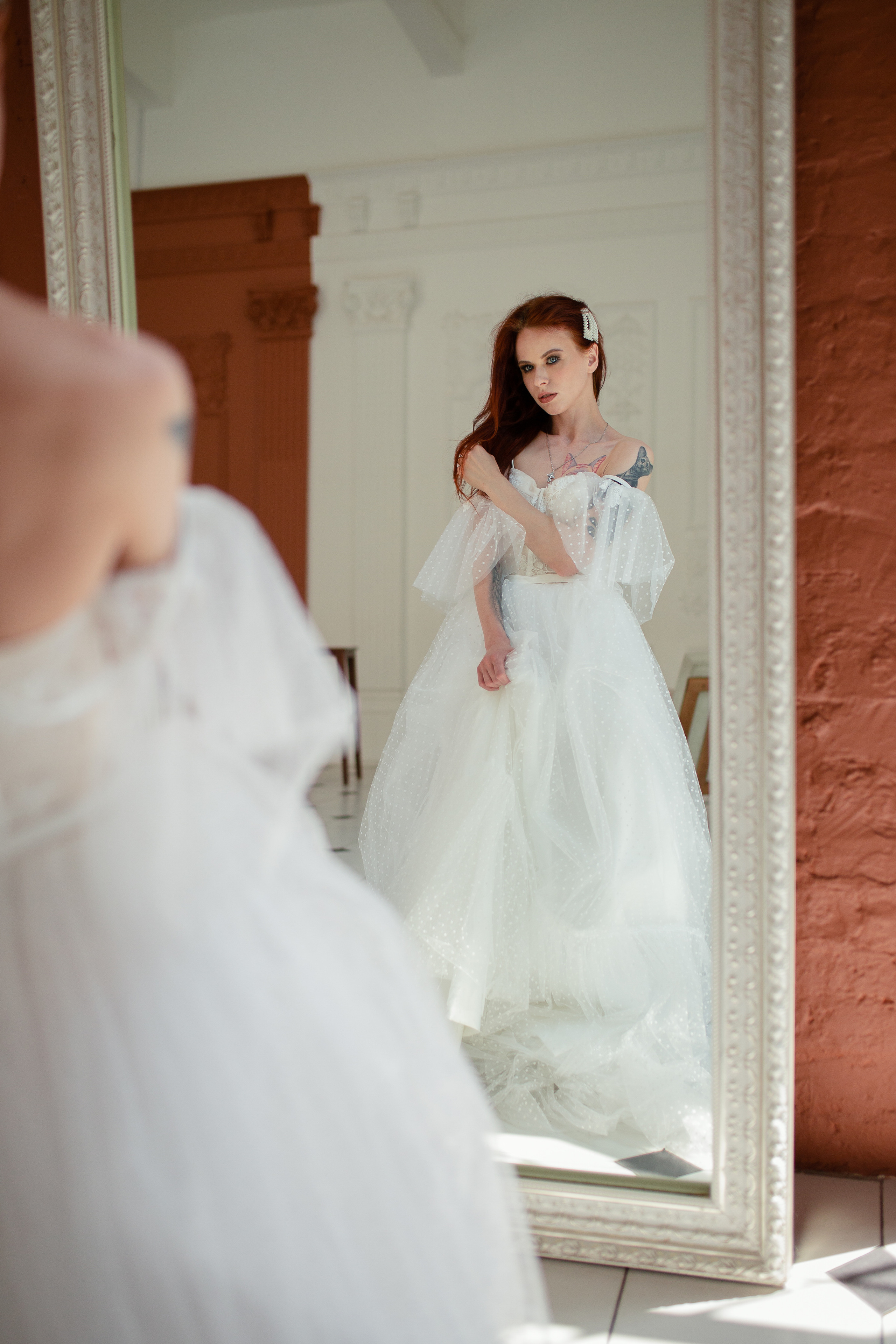 Екатерина. Белое платье & чёрные кеды. Детский семейный фотограф в г. Москве Жанна Трофимова