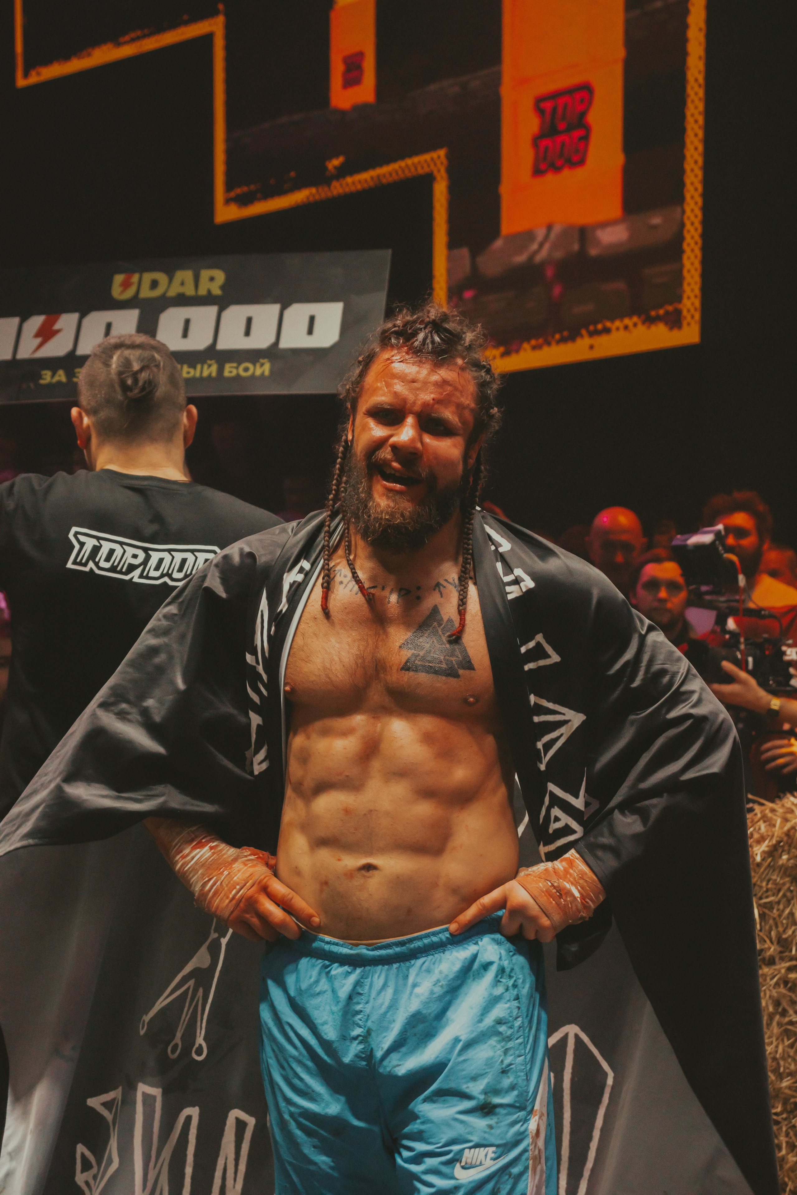 Кулачные бои TopDog. Анастасия Тен