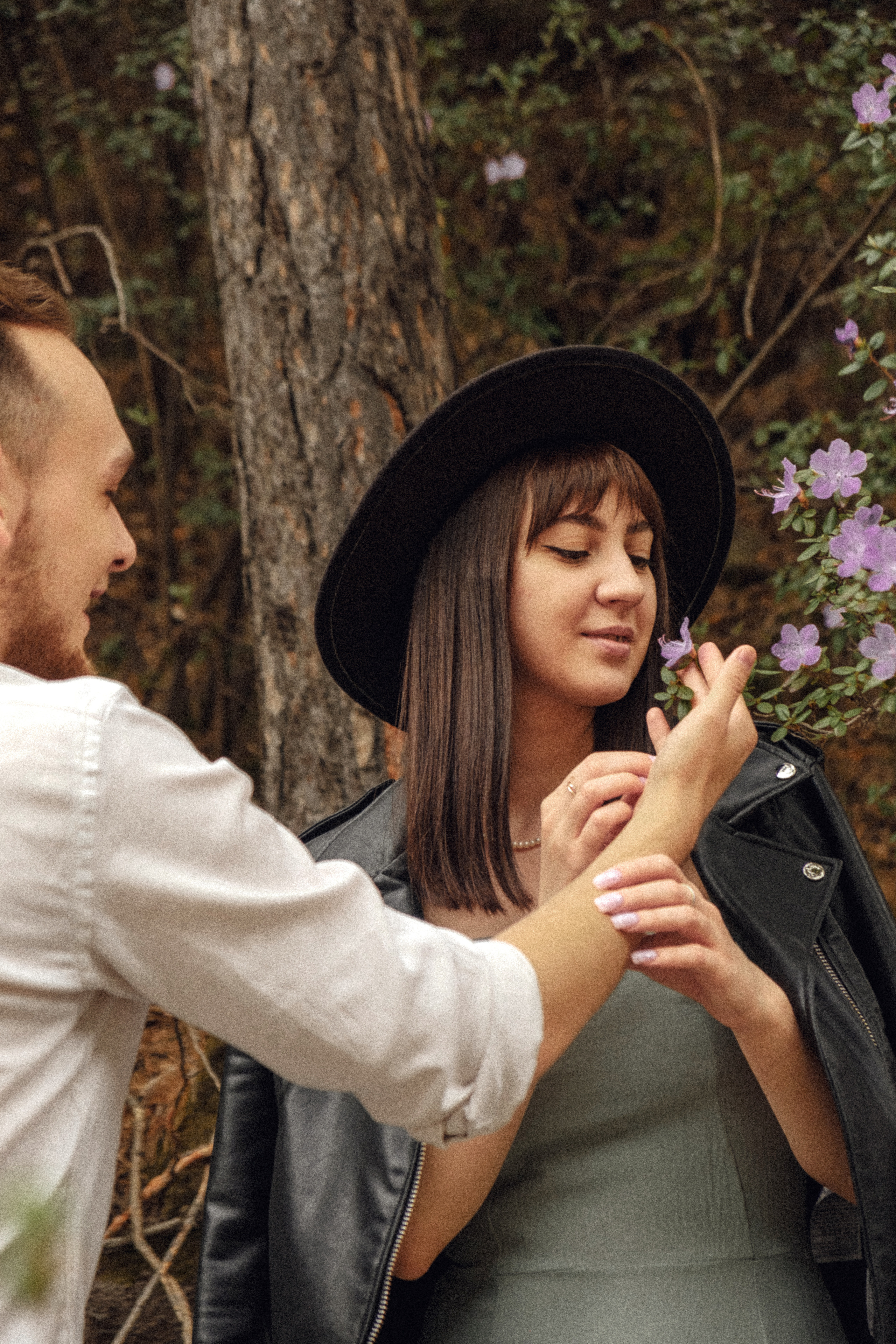 Помолвка на Алтае с. Чемал. Фотосъемка свадеб и семейных фотосессий в Республике Алтай